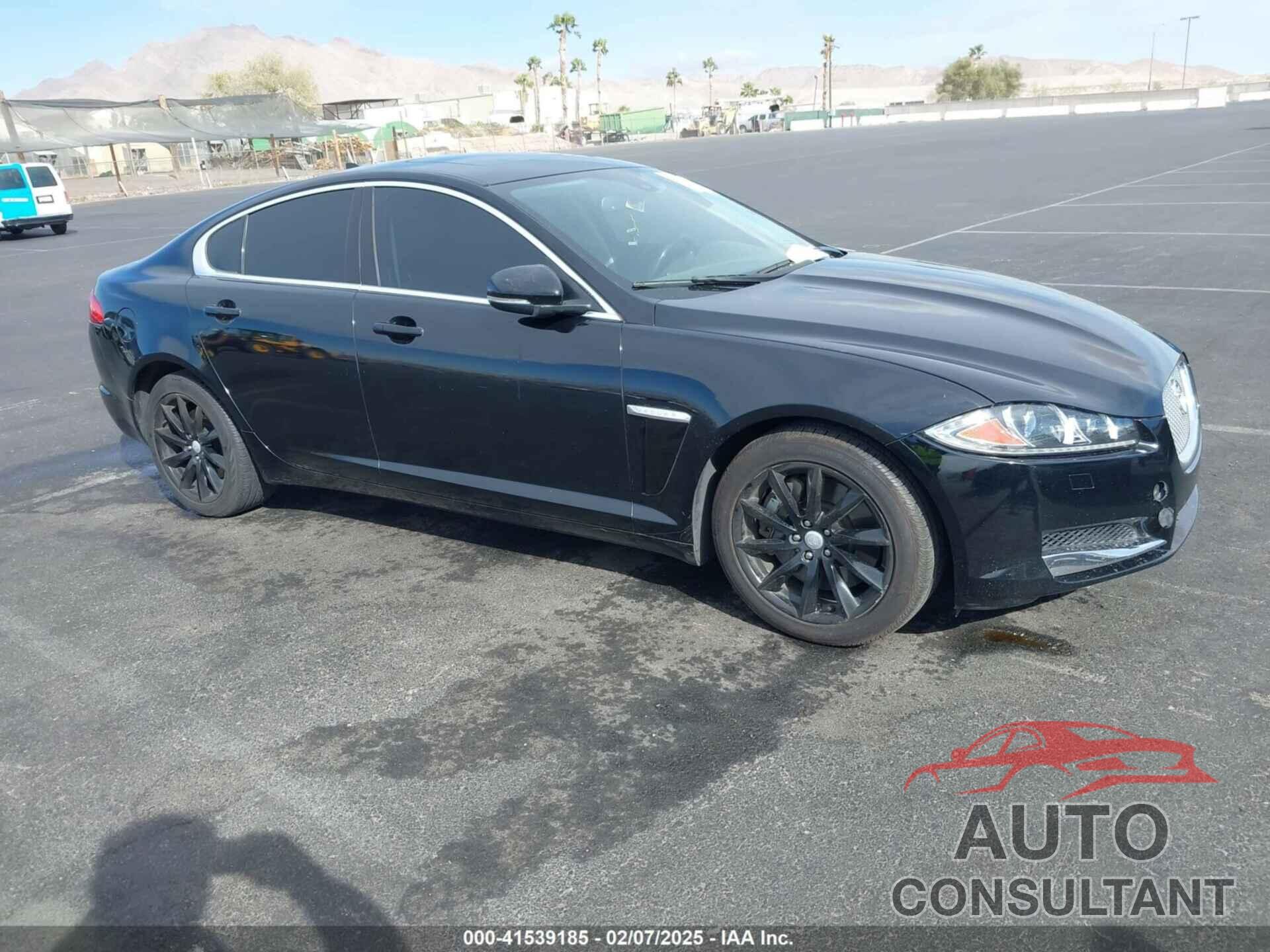 JAGUAR XF 2014 - SAJWA0ES2EPU11692