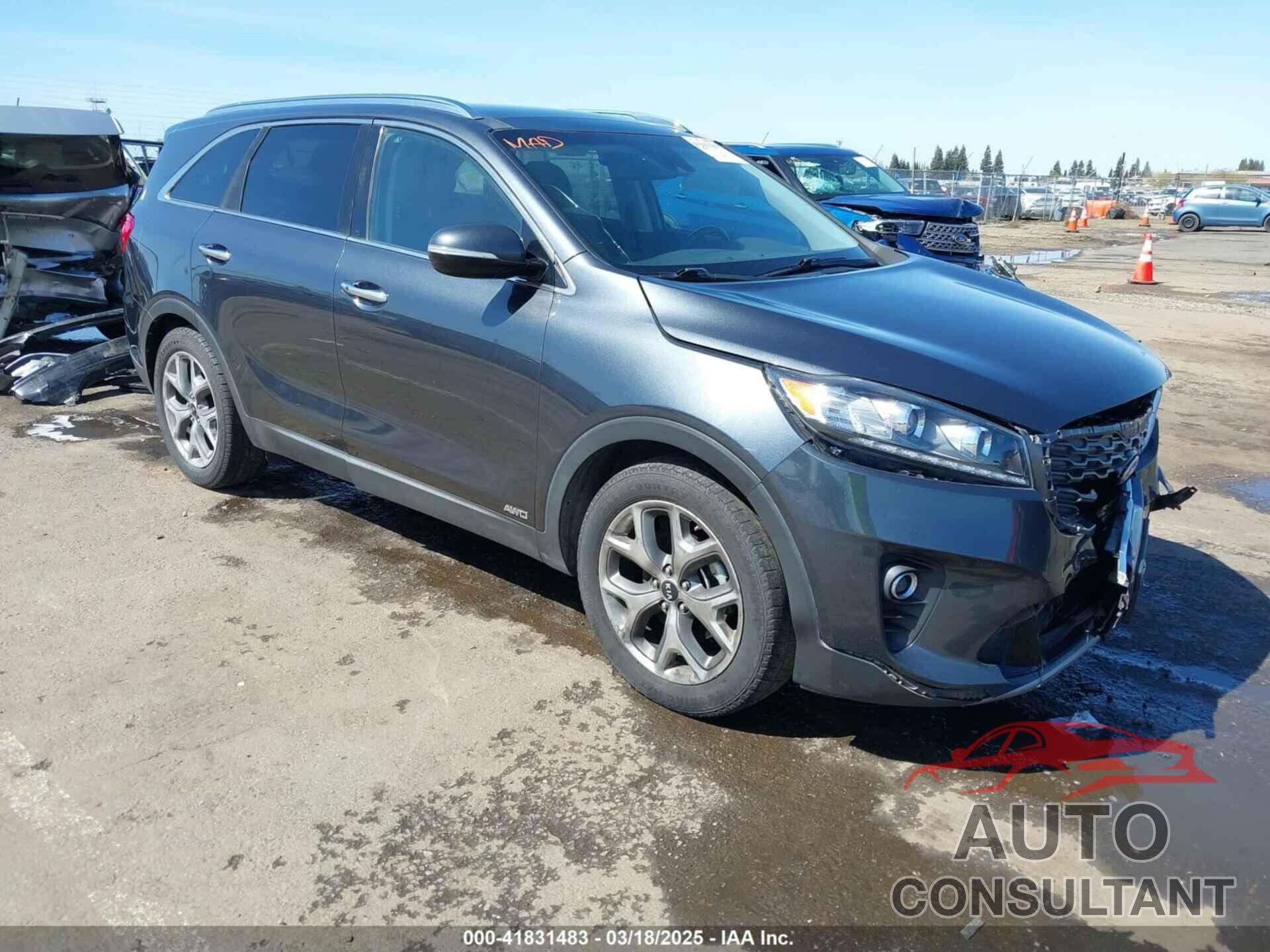KIA SORENTO 2019 - 5XYPHDA58KG608564