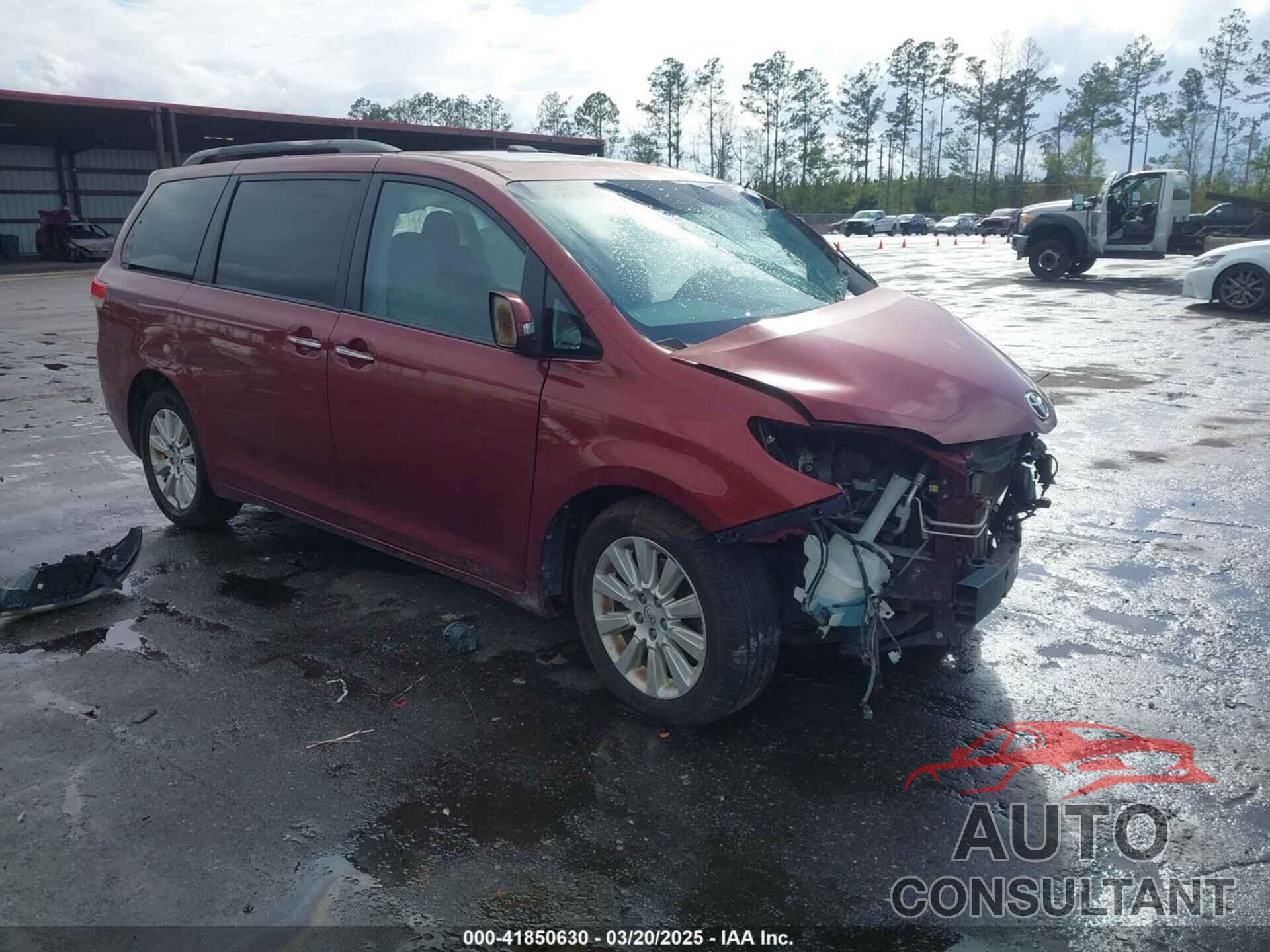 TOYOTA SIENNA 2013 - 5TDDK3DC0DS052412