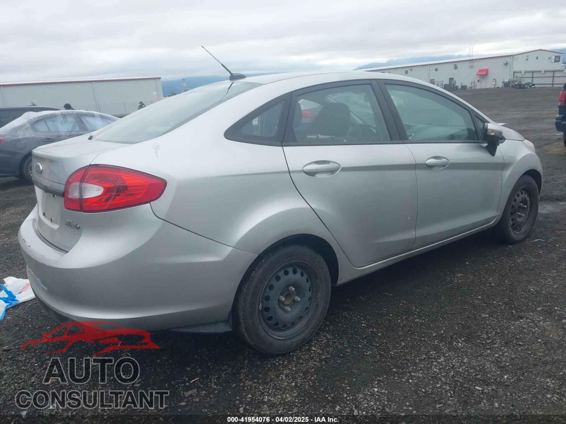 FORD FIESTA 2013 - 3FADP4BJ3DM176706