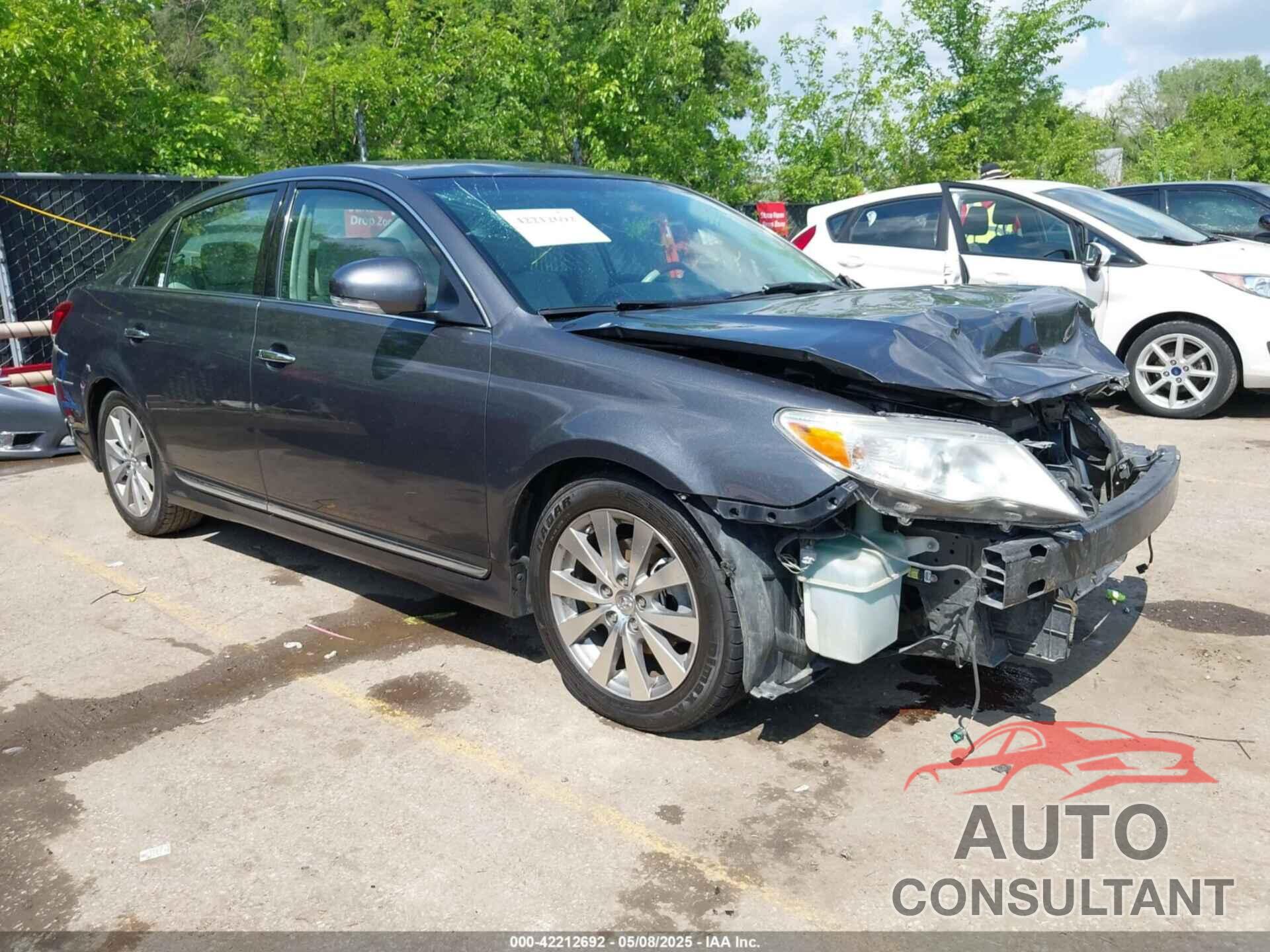 TOYOTA AVALON 2011 - 4T1BK3DBXBU430111