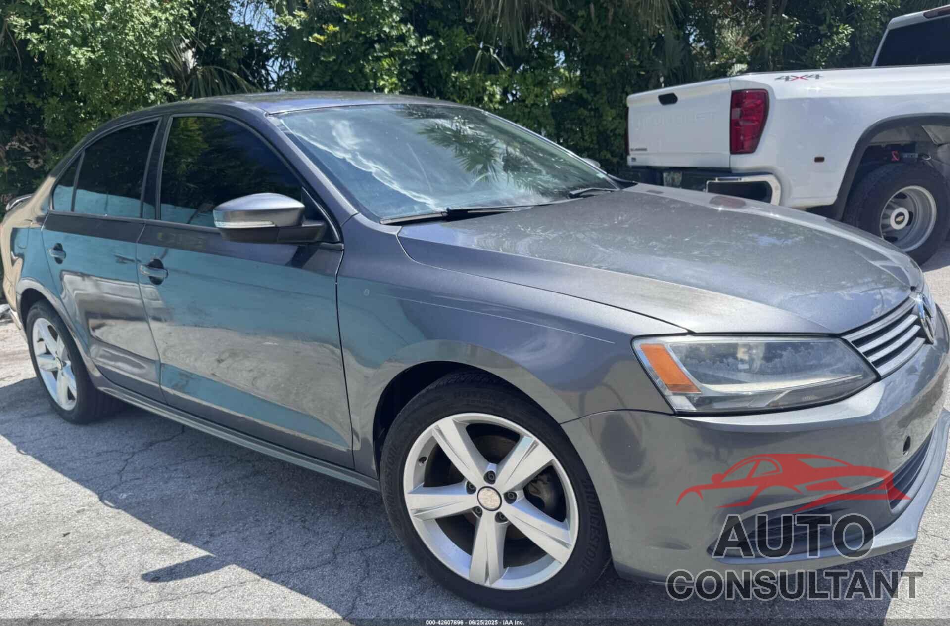 VOLKSWAGEN JETTA 2014 - 3VWD17AJ7EM249444