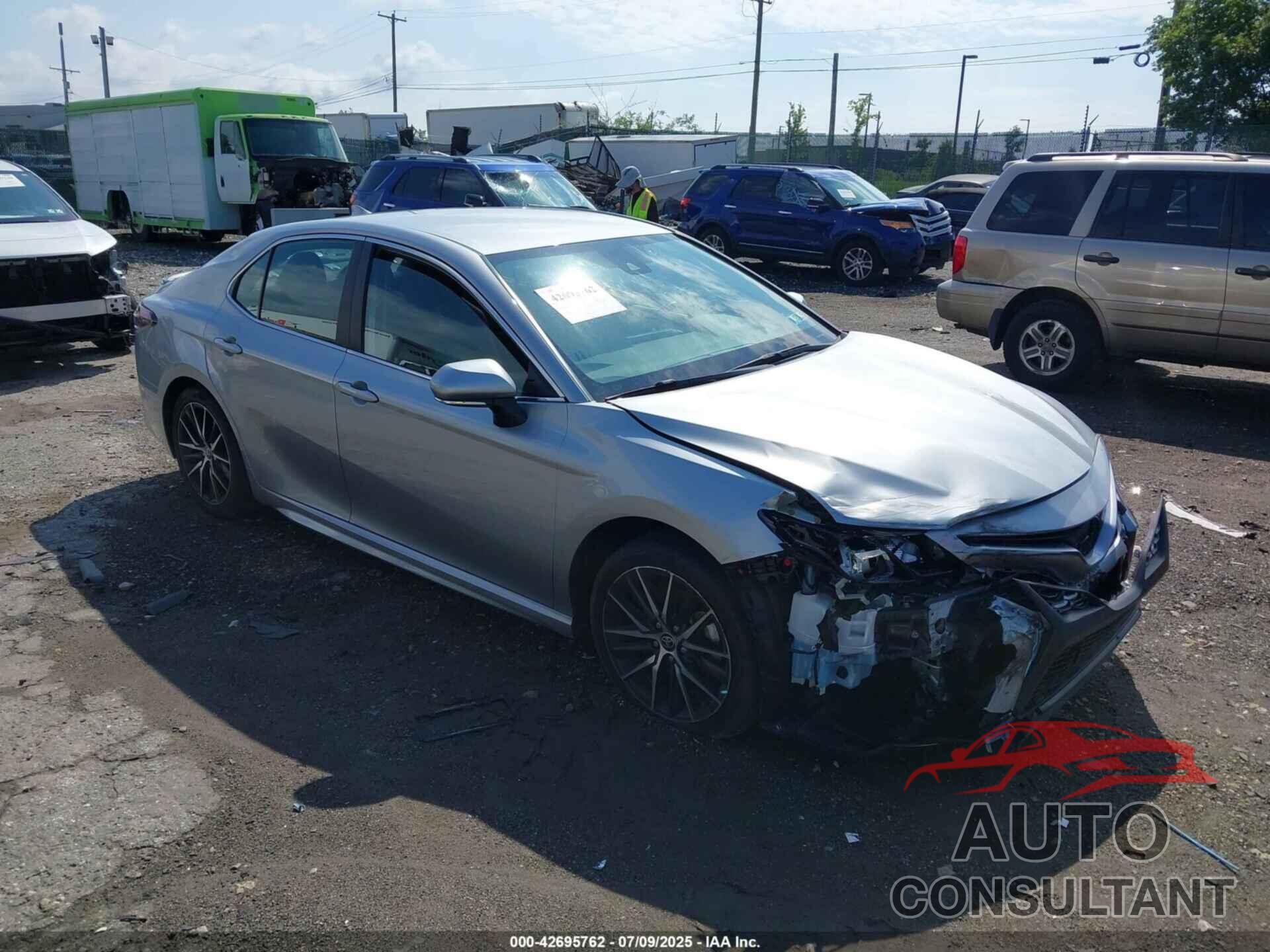 TOYOTA CAMRY 2024 - 4T1G11AK4RU191392