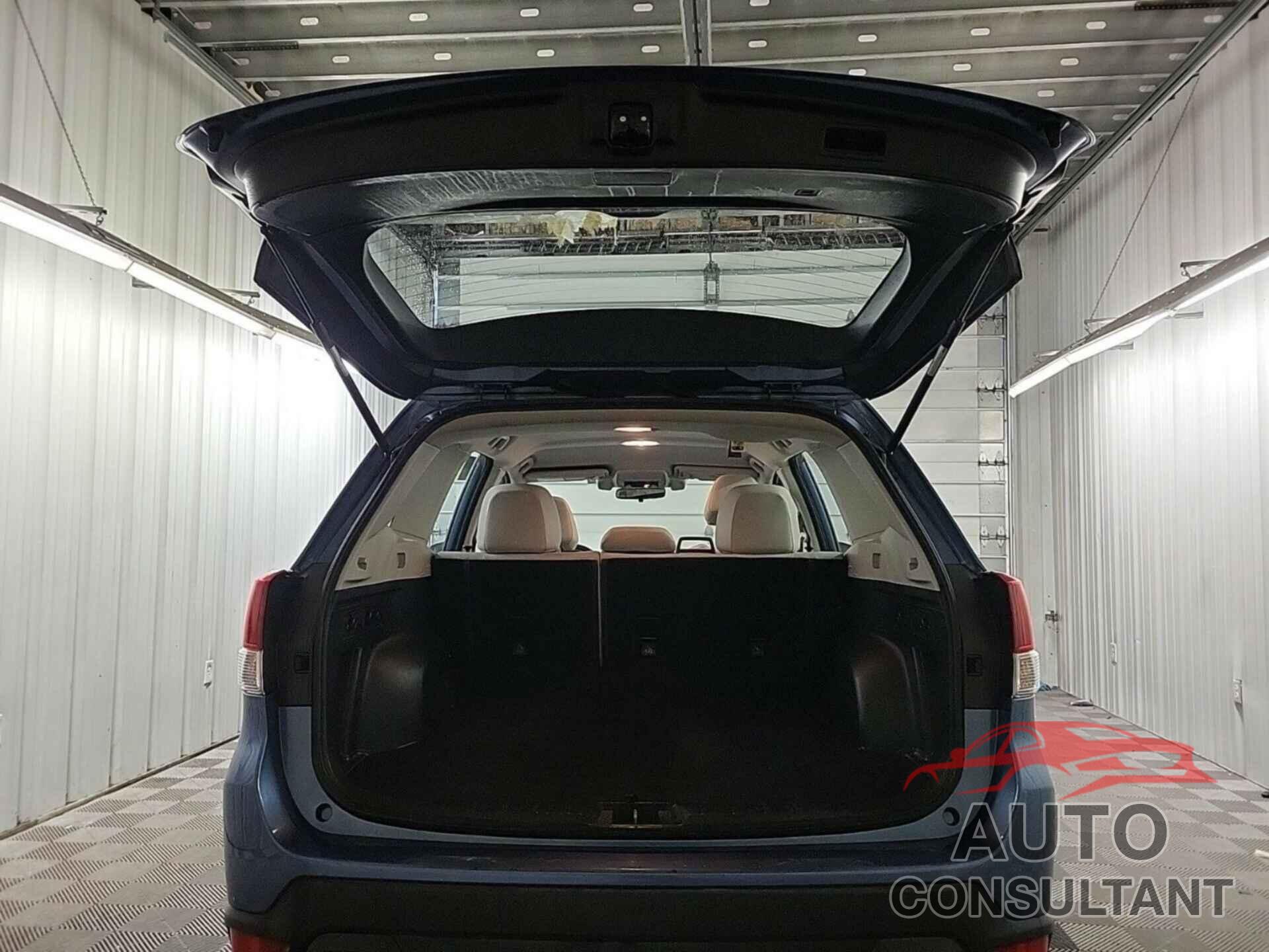 SUBARU FORESTER 2019 - JF2SKAAC9KH524545