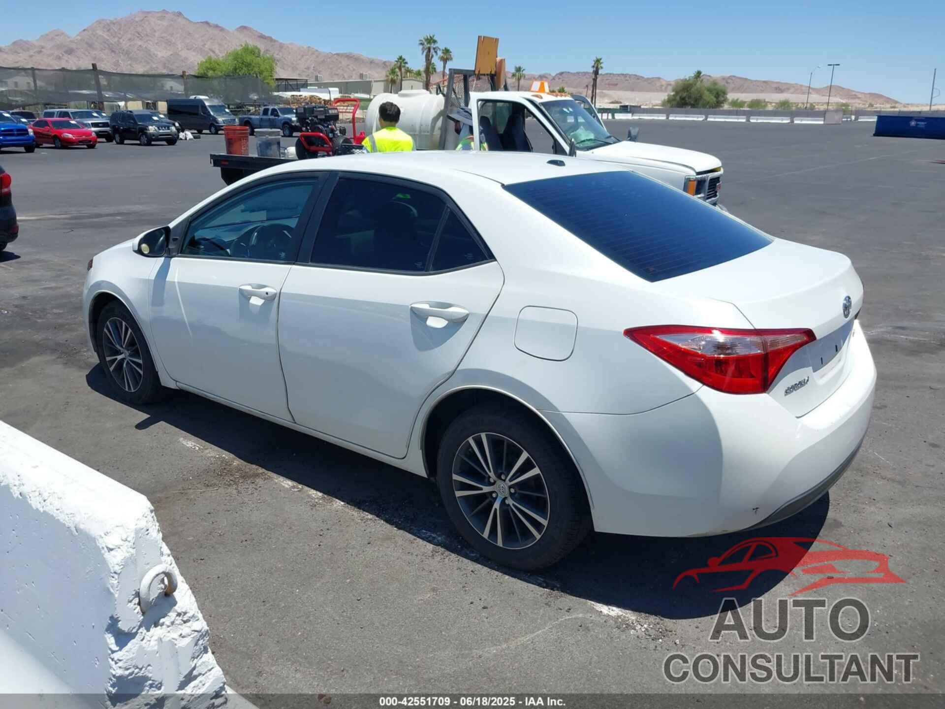 TOYOTA COROLLA 2017 - 5YFBURHE7HP616233