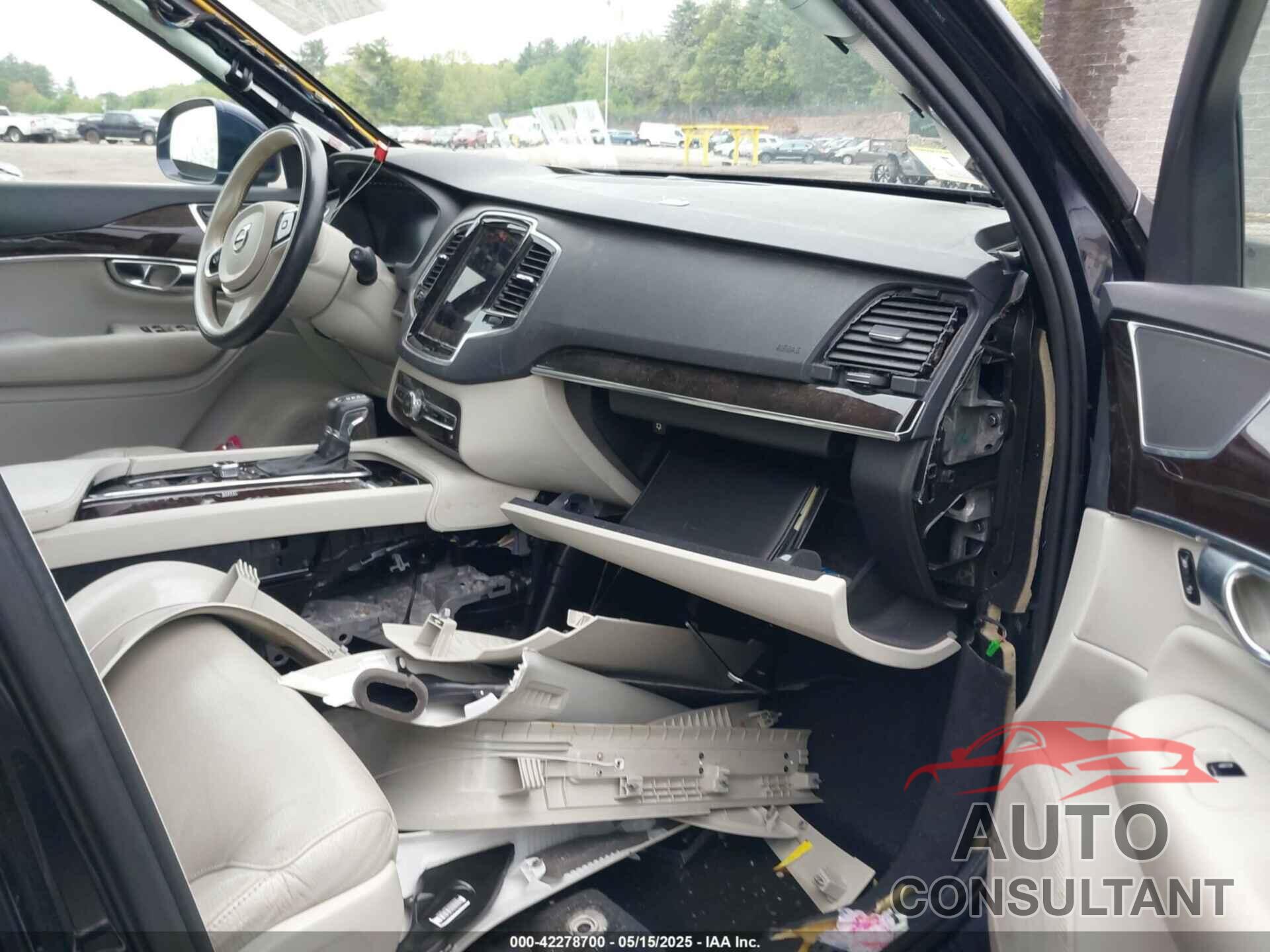 VOLVO XC90 2017 - YV4A22PK5H1141859