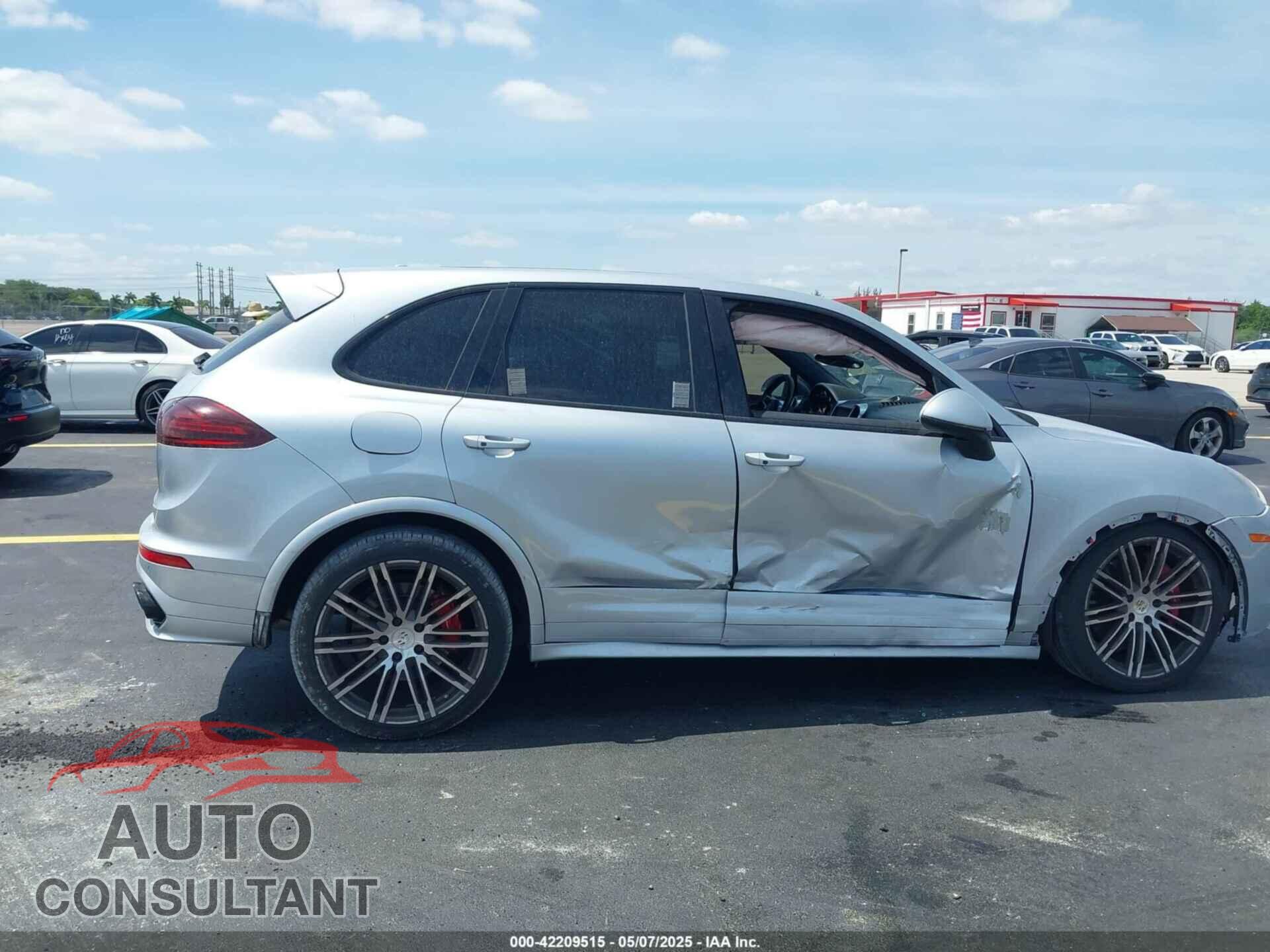 PORSCHE CAYENNE 2016 - WP1AD2A27GLA76018