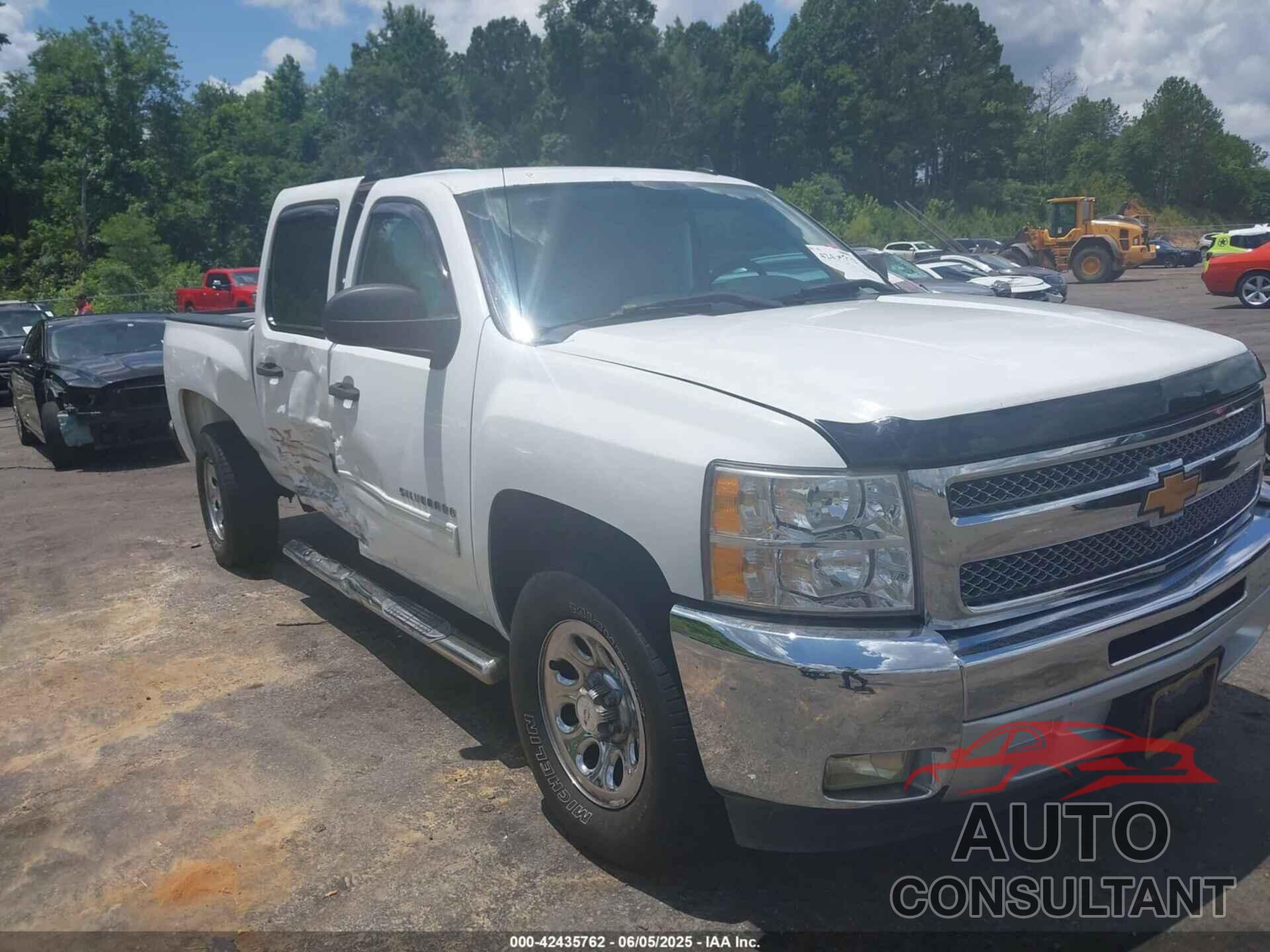 CHEVROLET SILVERADO 1500 2013 - 3GCPCSEA7DG229800