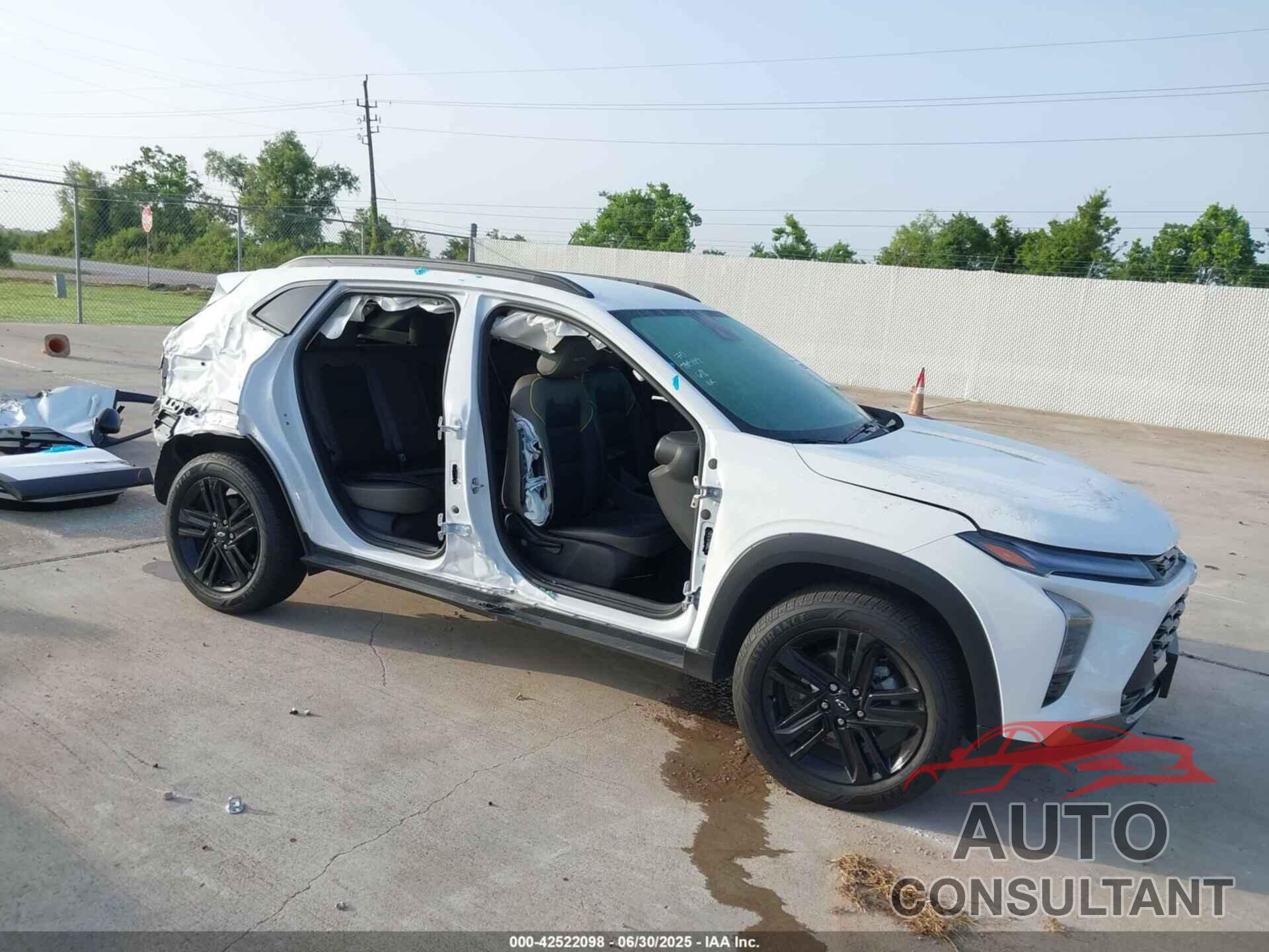 CHEVROLET TRAX 2025 - KL77LKEP7SC139807