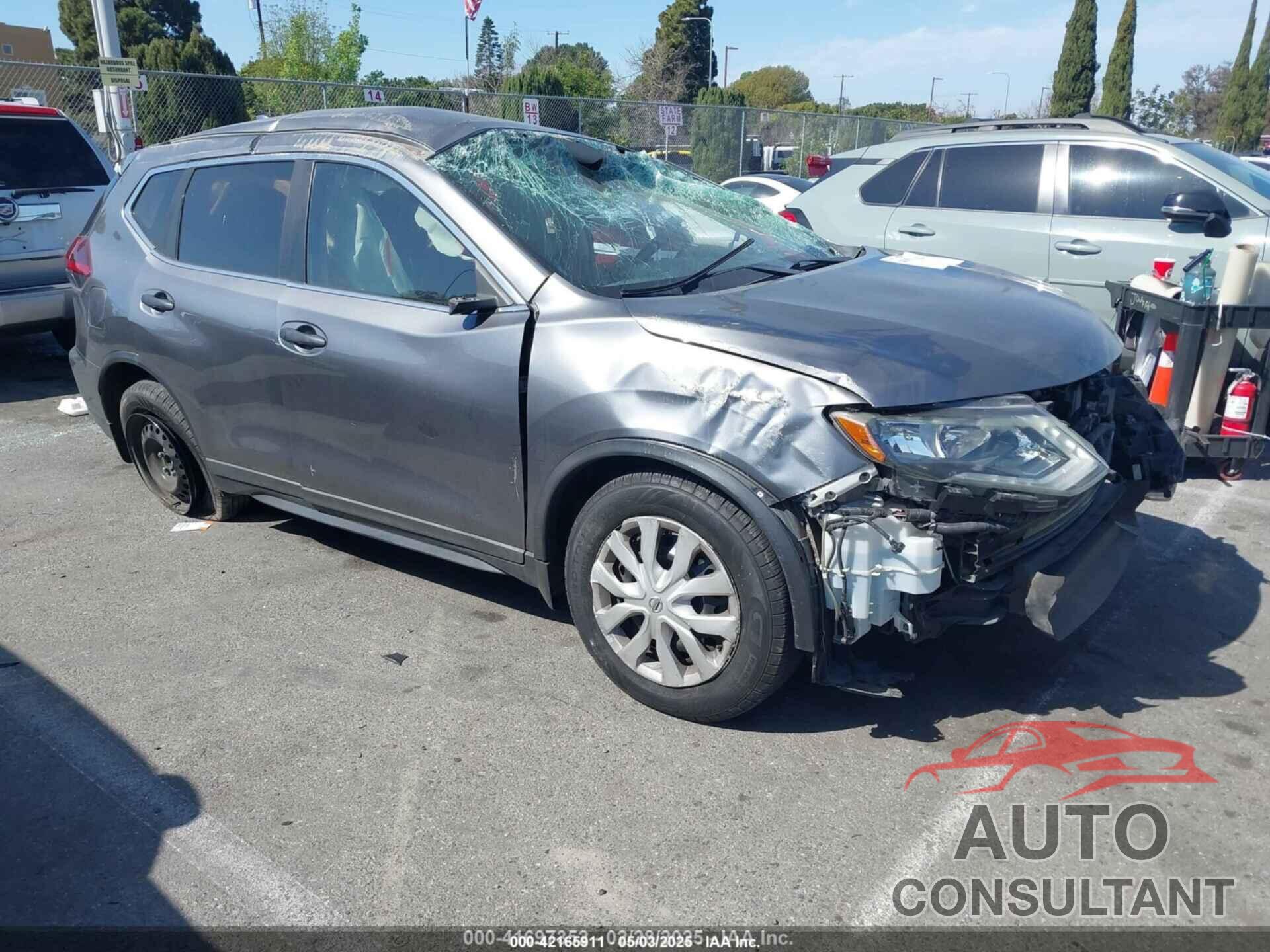 NISSAN ROGUE 2018 - 5N1AT2MT3JC717435