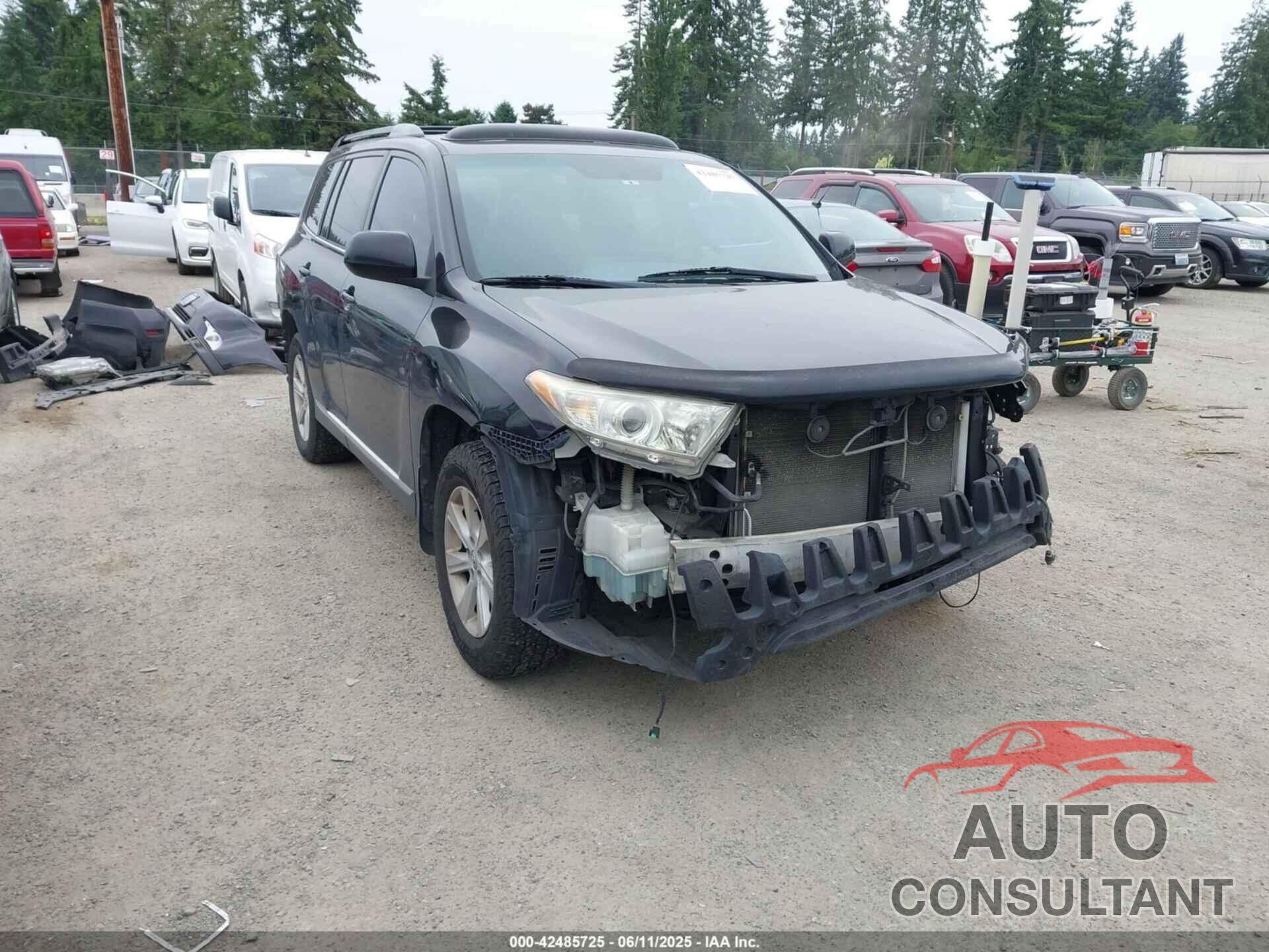 TOYOTA HIGHLANDER 2013 - 5TDBK3EH2DS252208