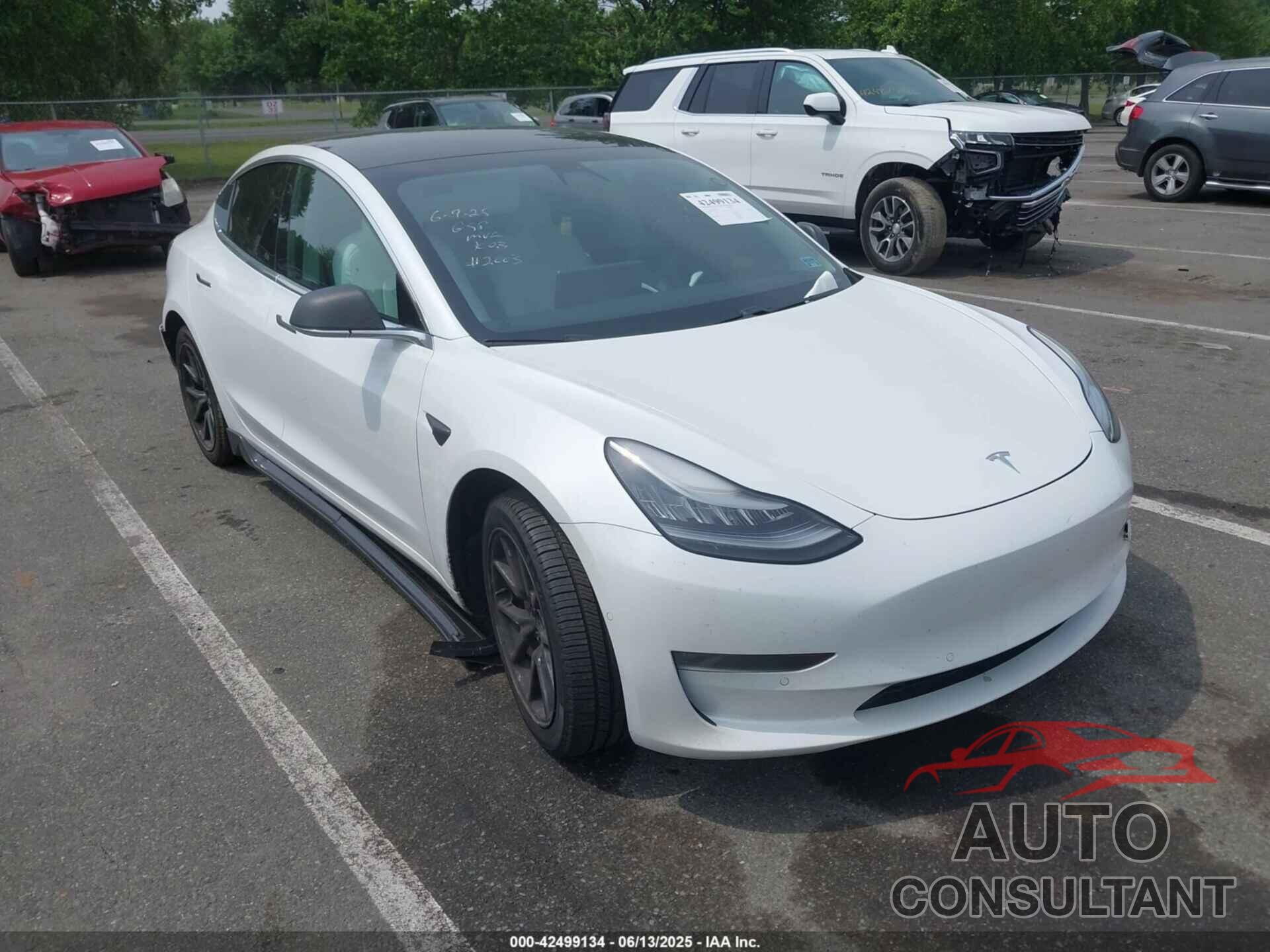 TESLA MODEL 3 2019 - 5YJ3E1EB2KF452003
