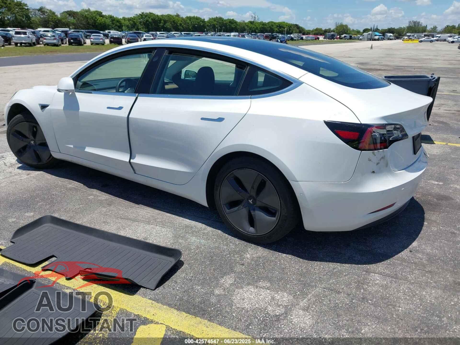 TESLA MODEL 3 2020 - 5YJ3E1EA6LF645411