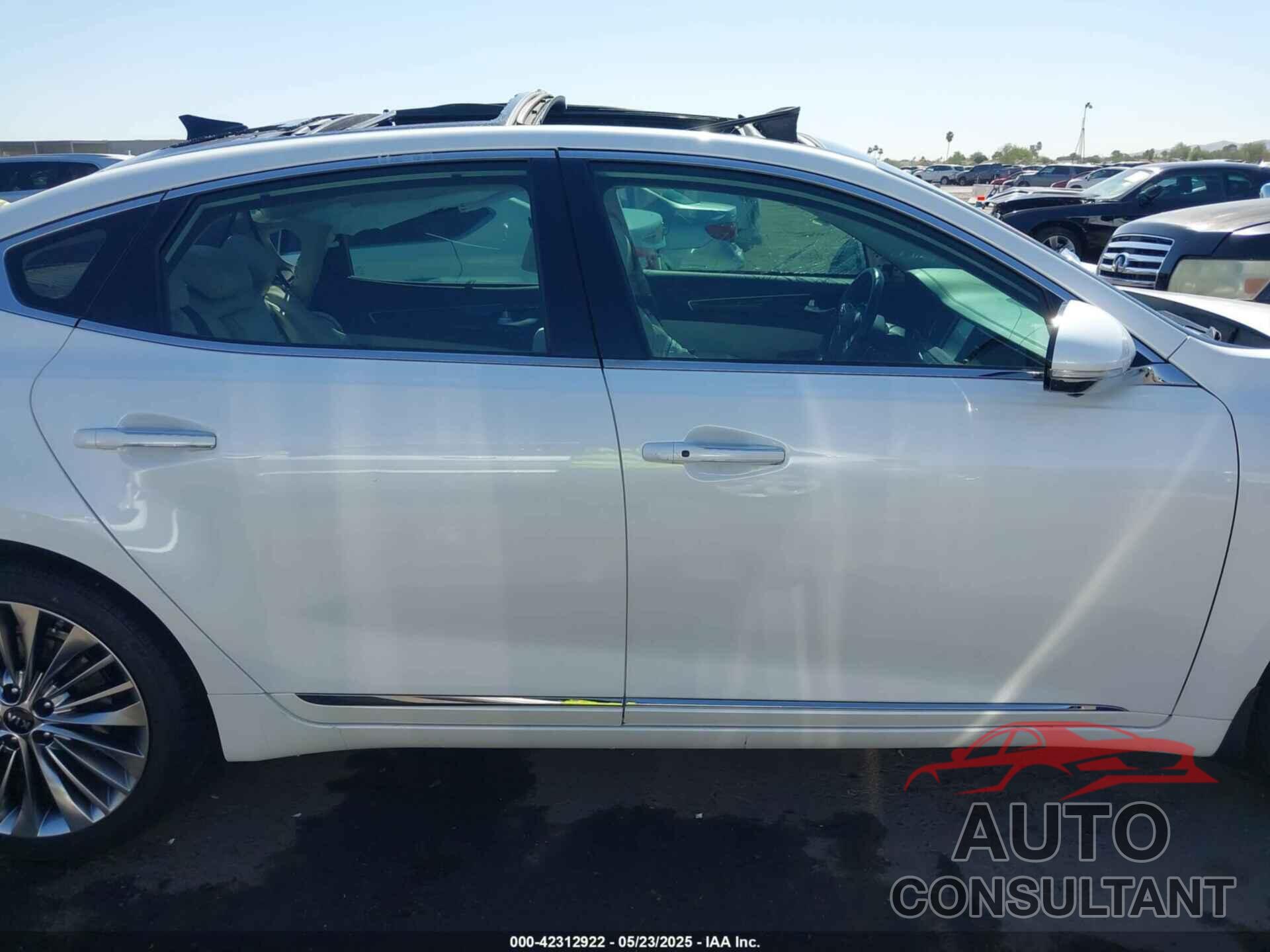 KIA CADENZA 2019 - KNALC4J17K5172032