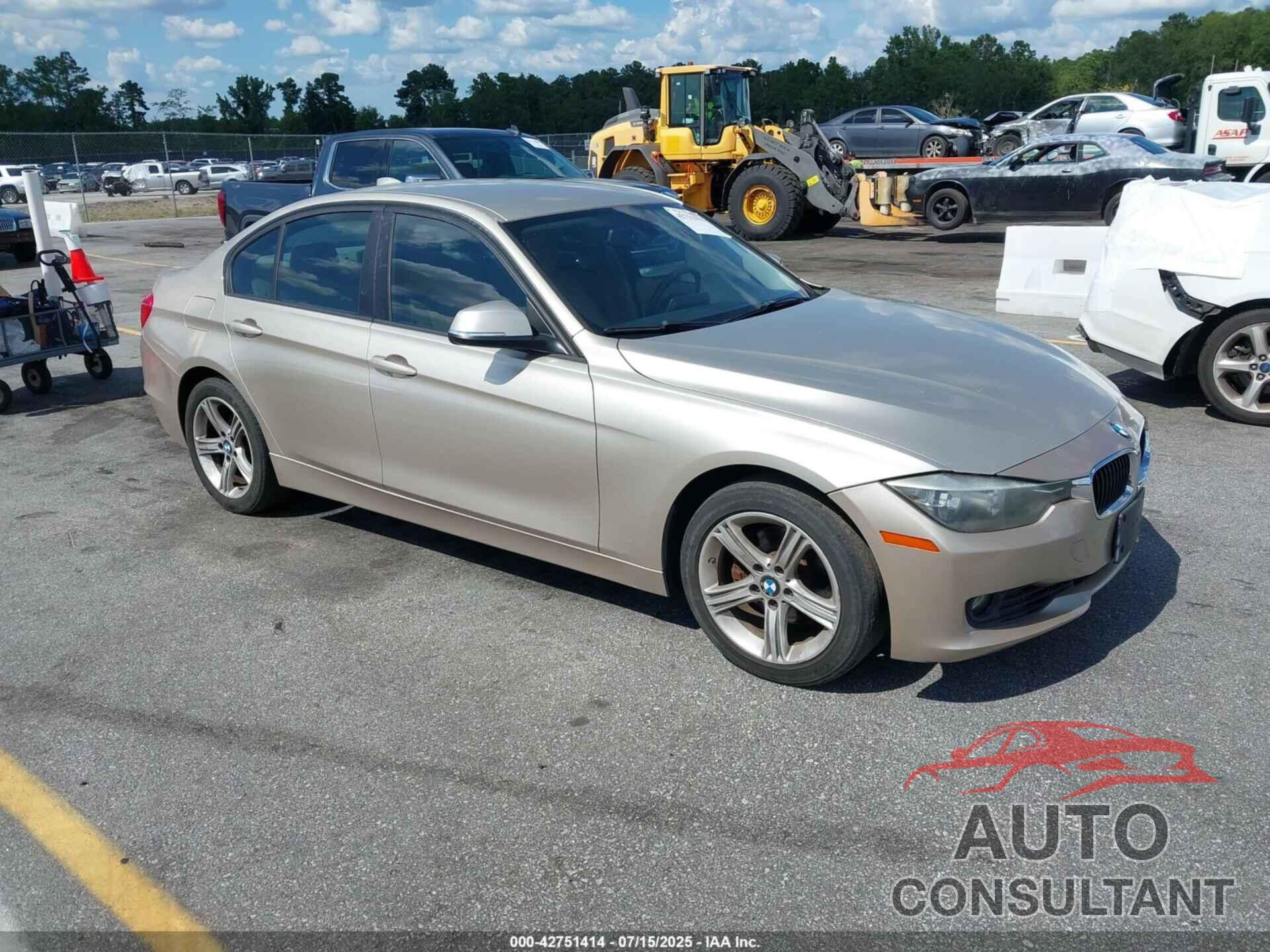 BMW 320I 2014 - WBA3B1C54EK134216