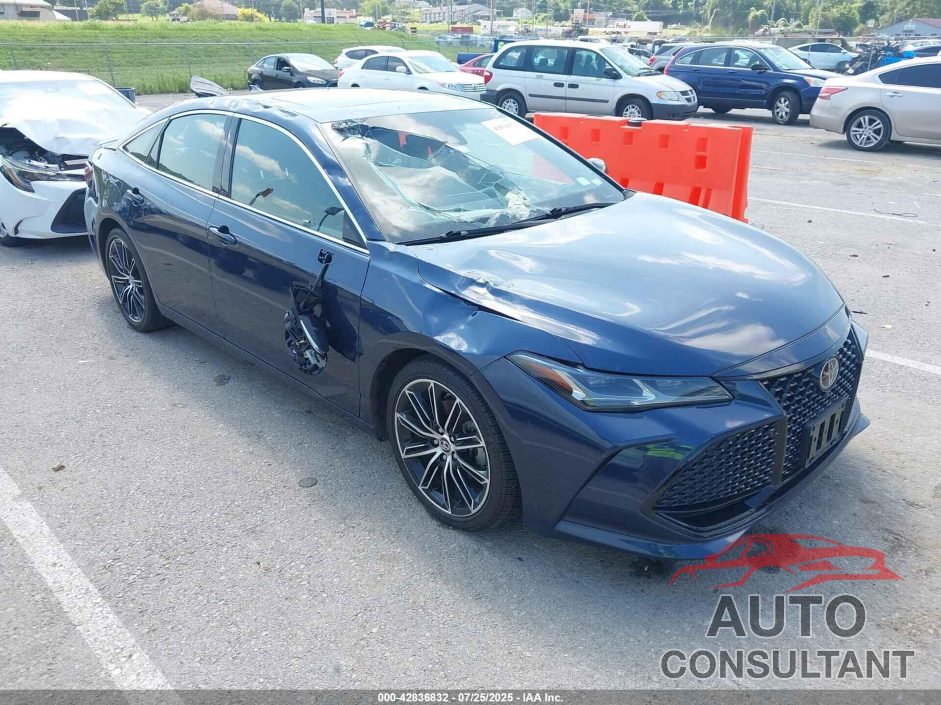 TOYOTA AVALON 2019 - 4T1BZ1FB6KU031936