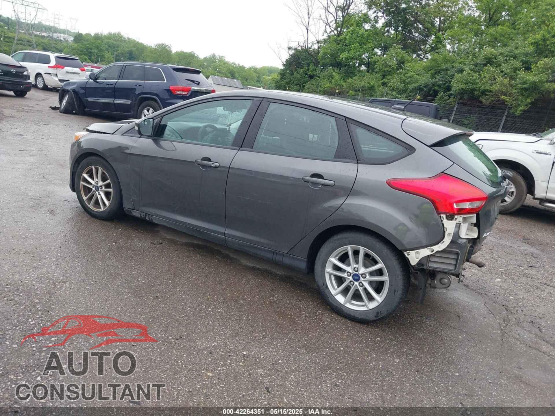 FORD FOCUS 2016 - 1FADP3K28GL236942