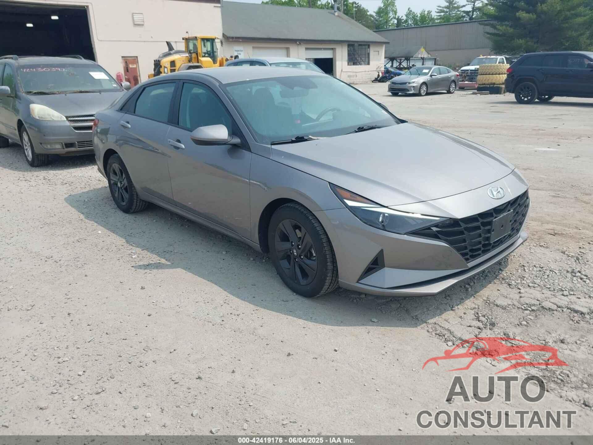 HYUNDAI ELANTRA 2021 - KMHLM4AG2MU091870