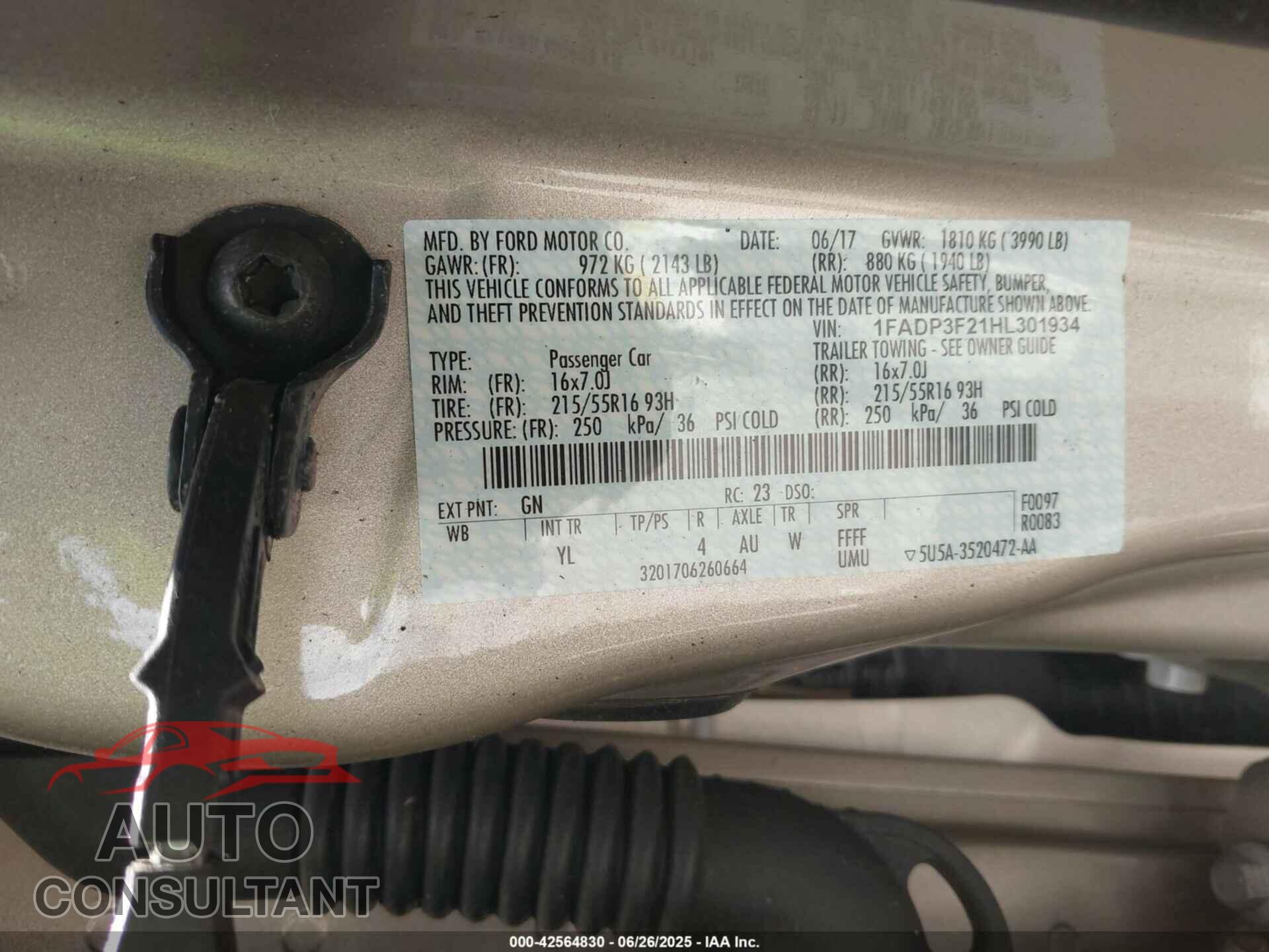 FORD FOCUS 2017 - 1FADP3F21HL301934