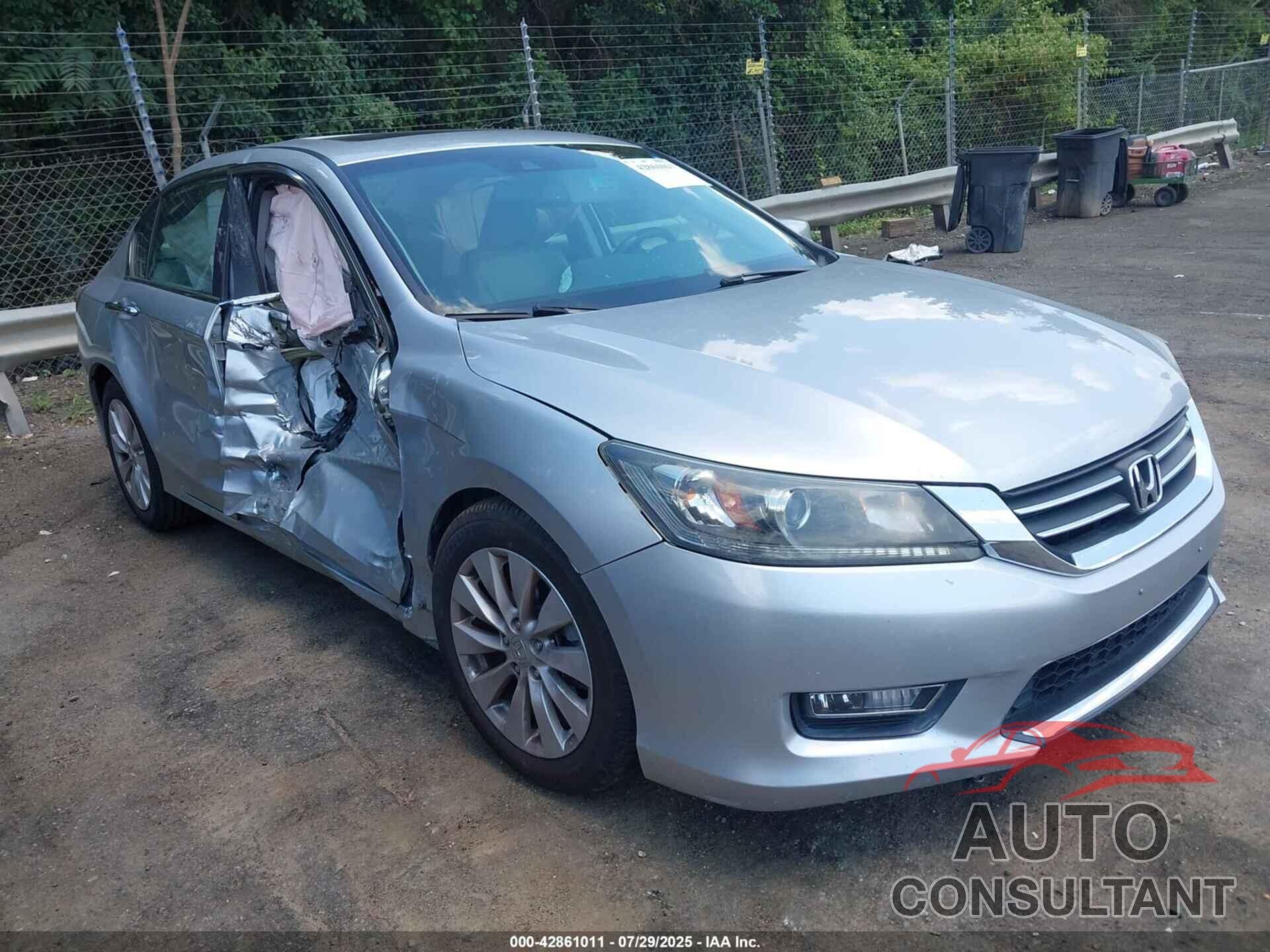 HONDA ACCORD 2013 - 1HGCR2F84DA043995