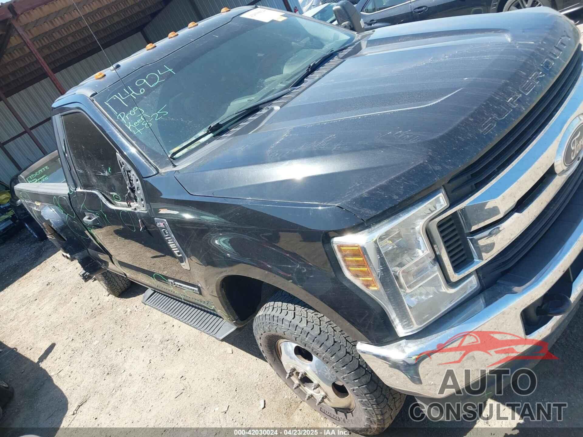 FORD F-350 2019 - 1FTRF3DT4KEG39936