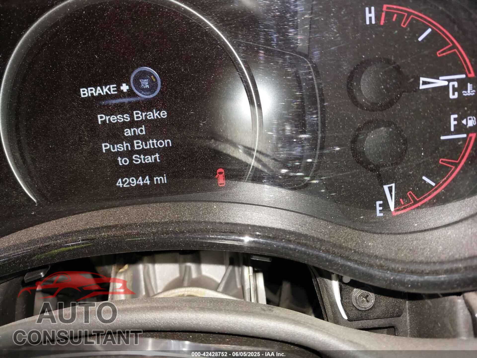DODGE DURANGO 2023 - 1C4SDJFT3PC577392