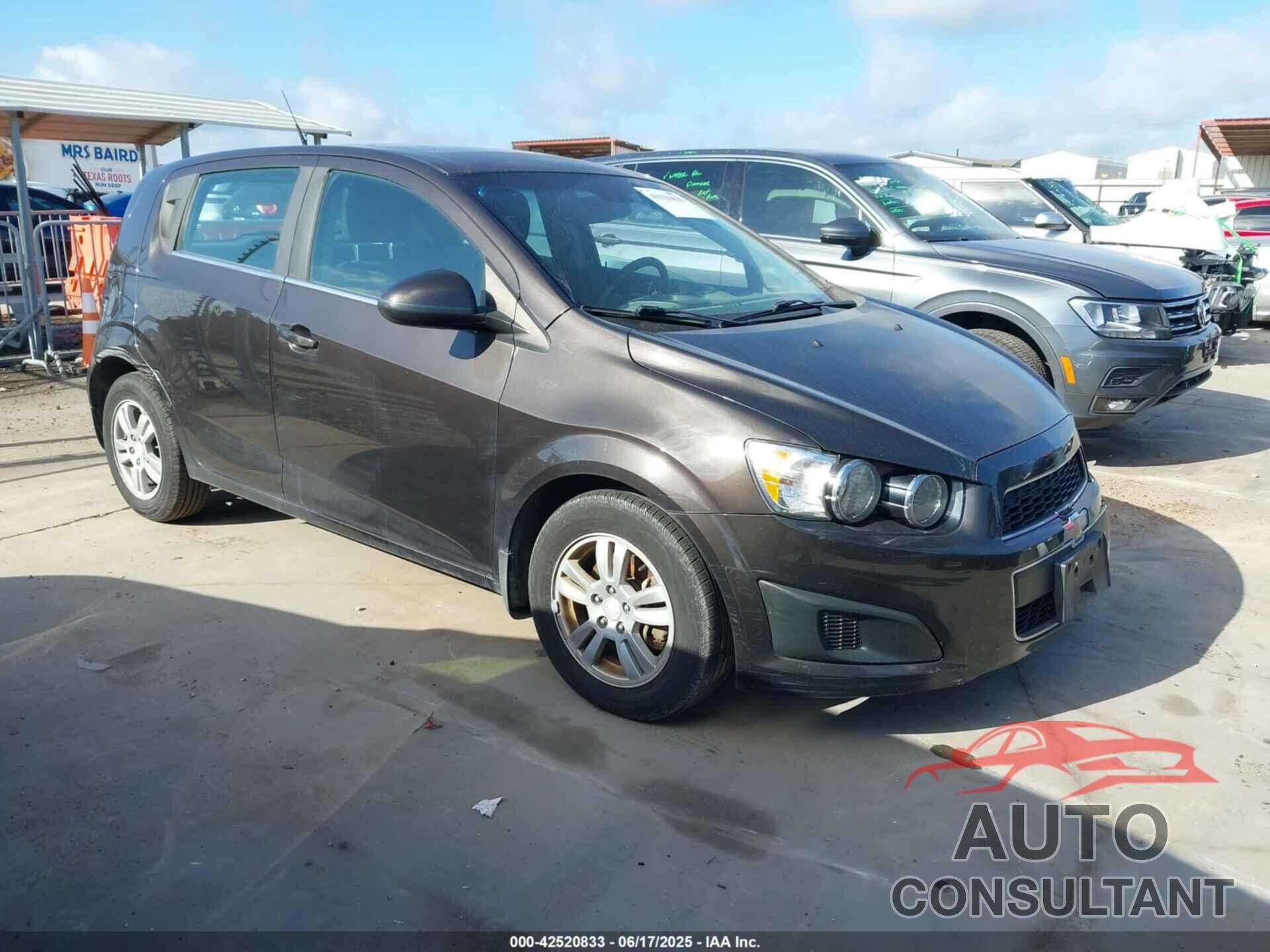 CHEVROLET SONIC 2014 - 1G1JC6SB6E4123274