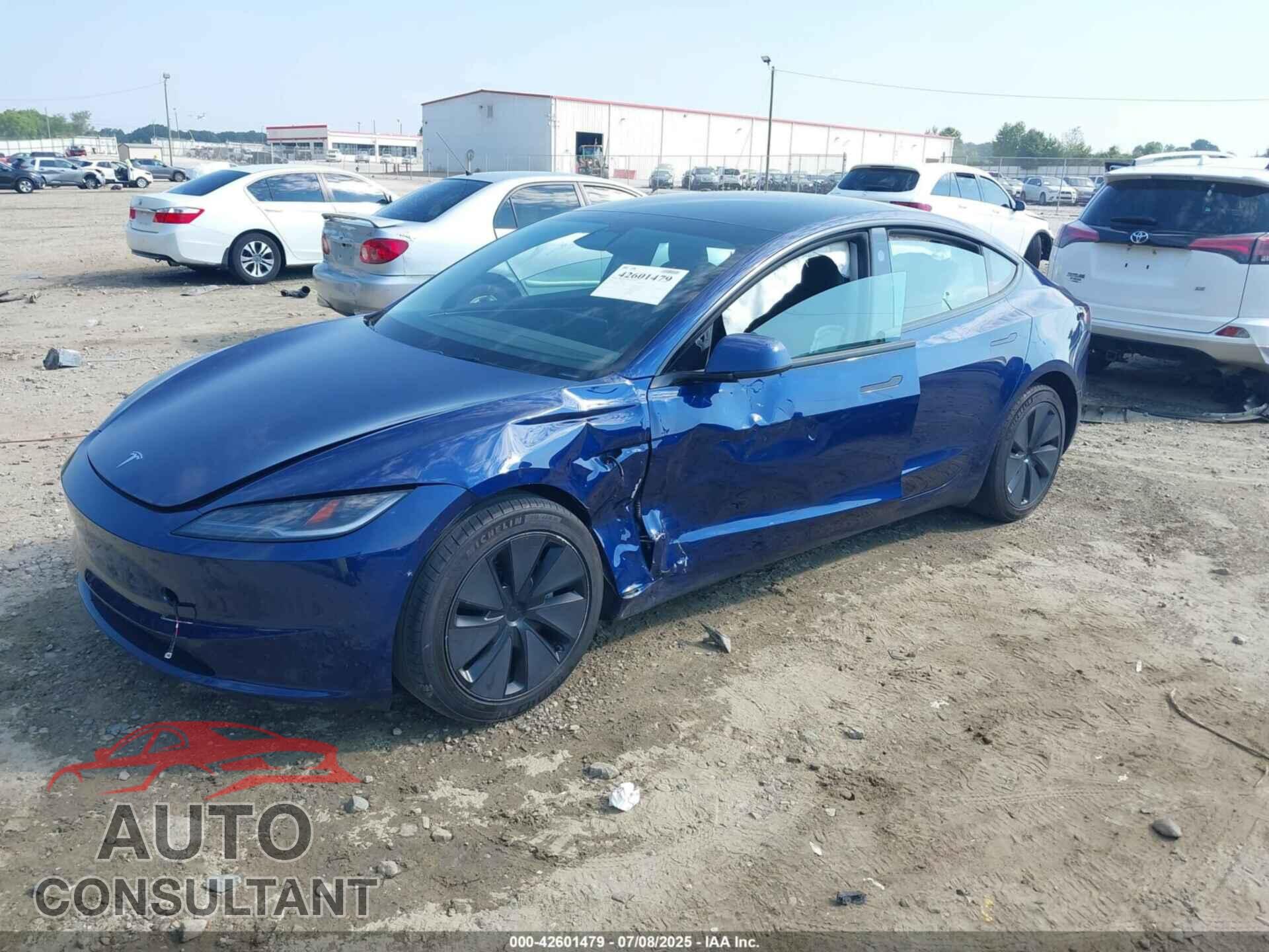 TESLA MODEL 3 2024 - 5YJ3E1EA7RF824954