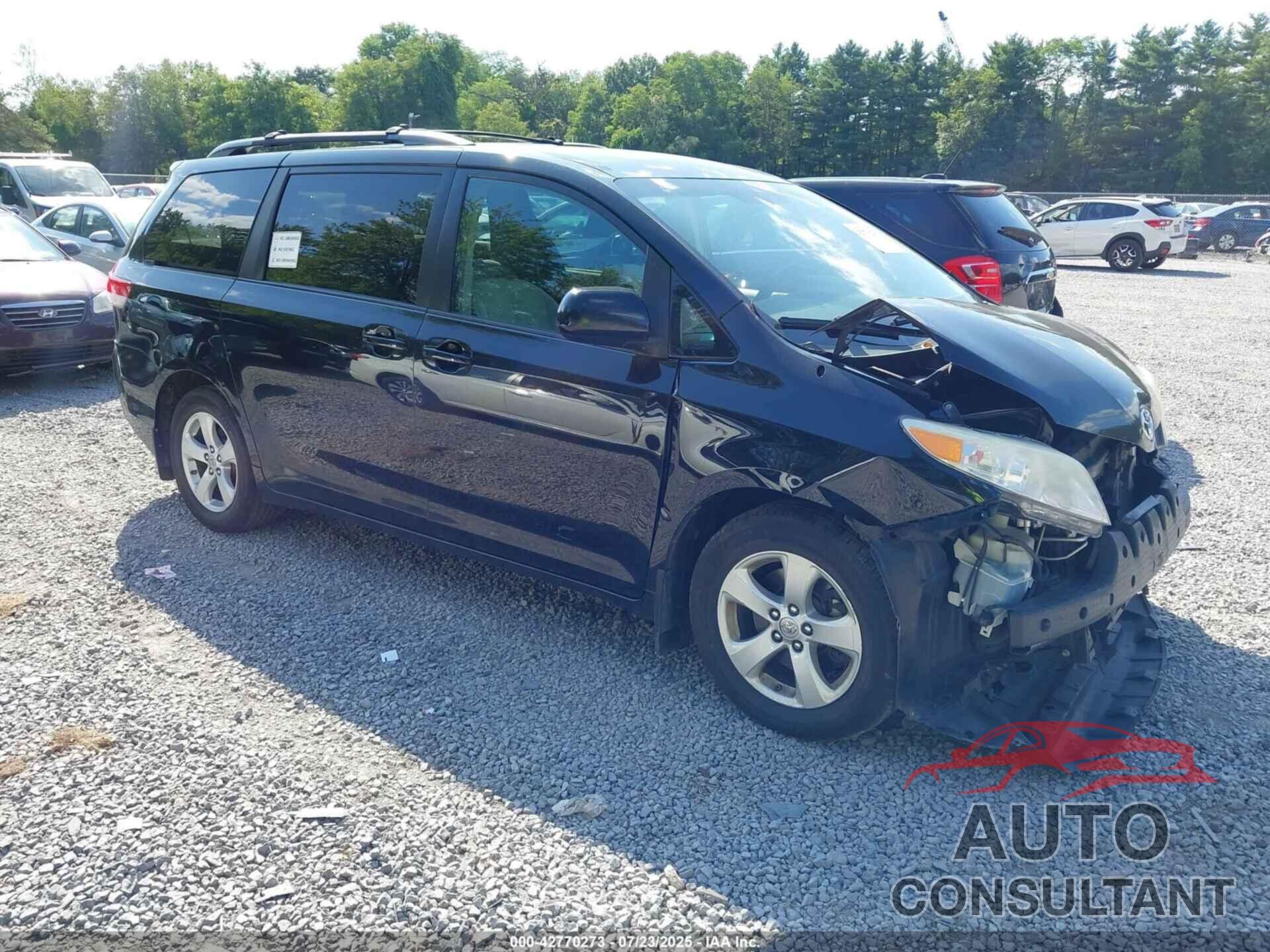 TOYOTA SIENNA 2011 - 5TDKK3DC8BS162418