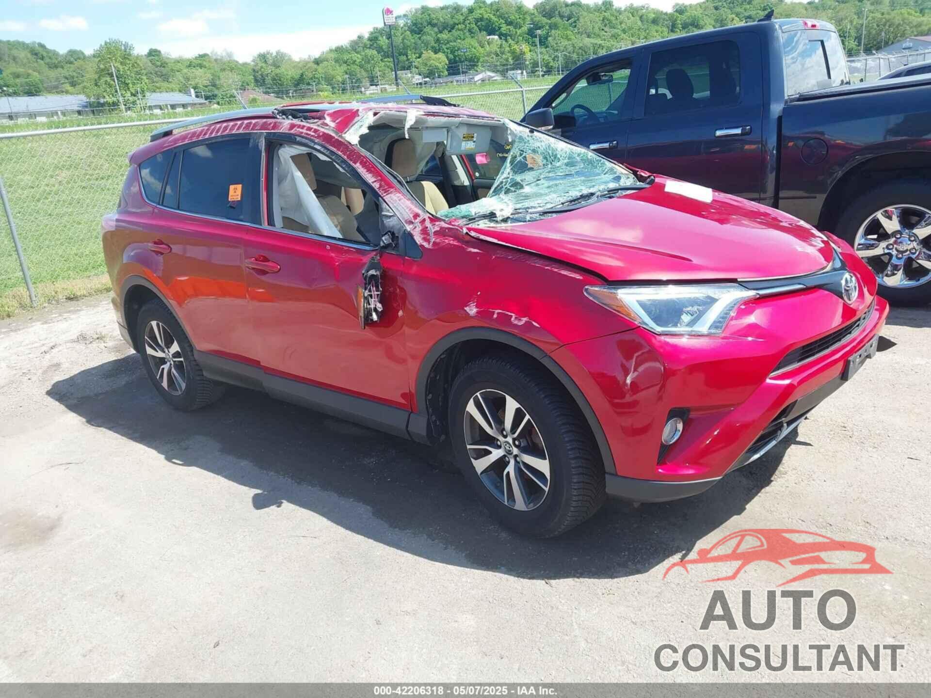 TOYOTA RAV4 2016 - JTMWFREV5GJ100326