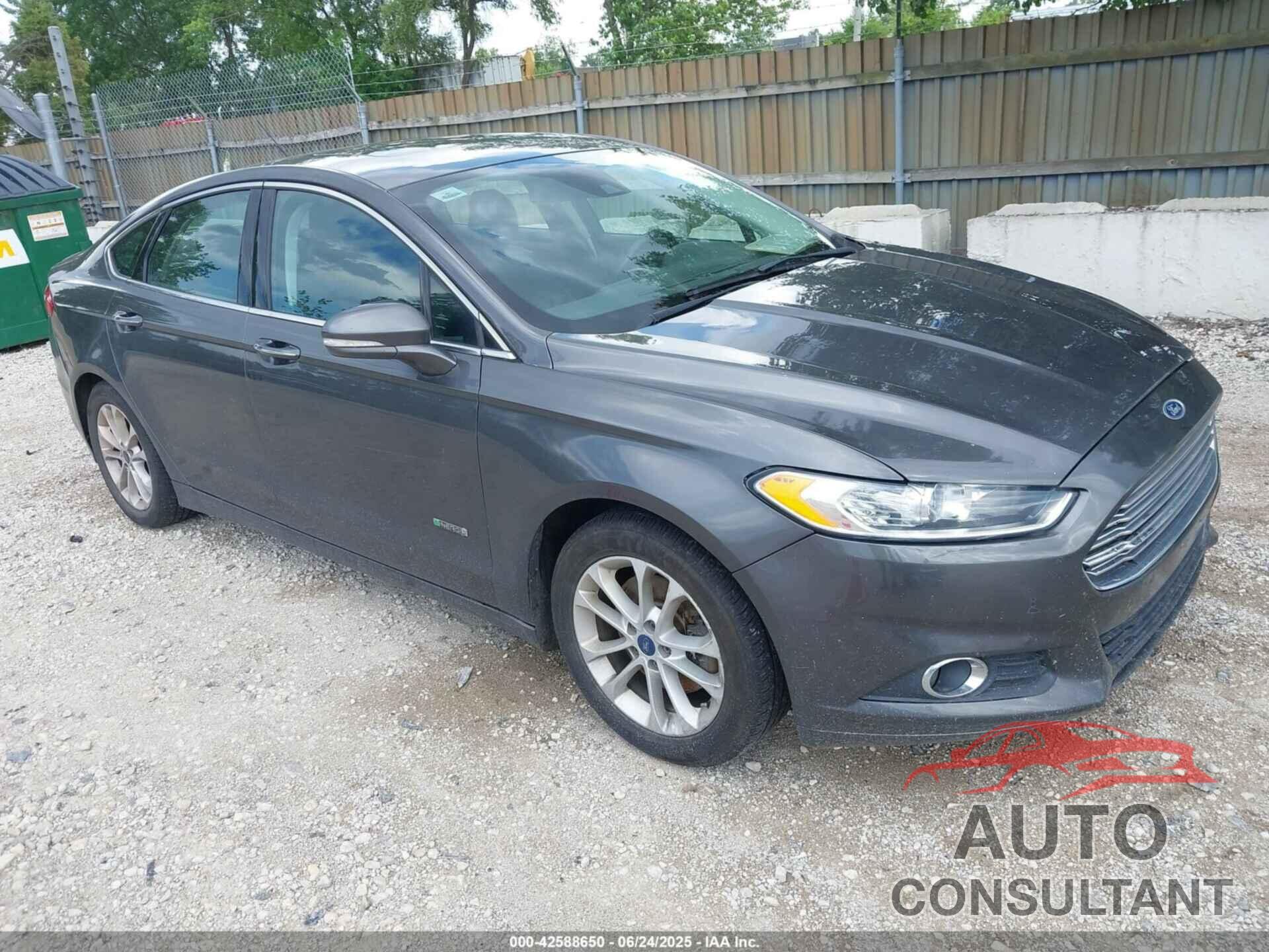 FORD FUSION ENERGI 2015 - 3FA6P0SU2FR241210