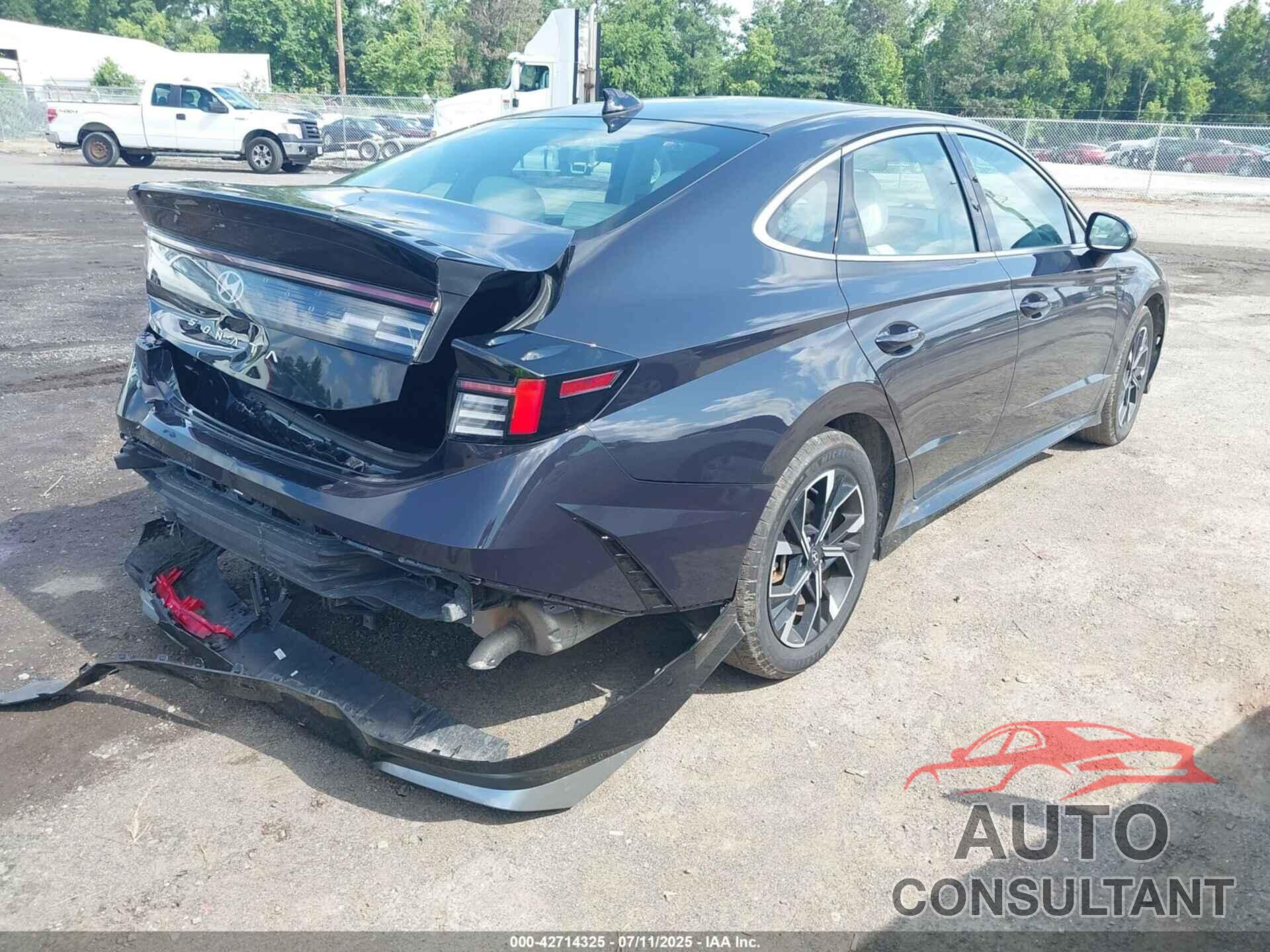 HYUNDAI SONATA 2024 - KMHL64JA5RA380367