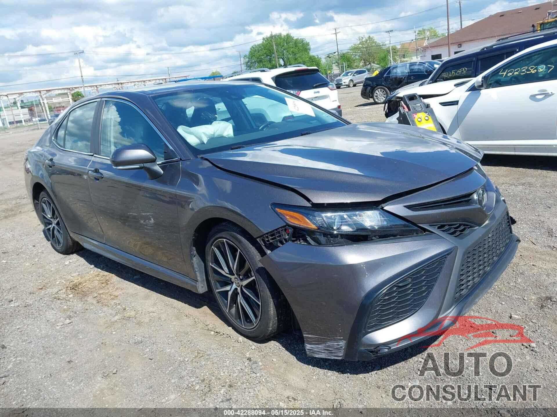 TOYOTA CAMRY 2023 - 4T1G11AK3PU808889