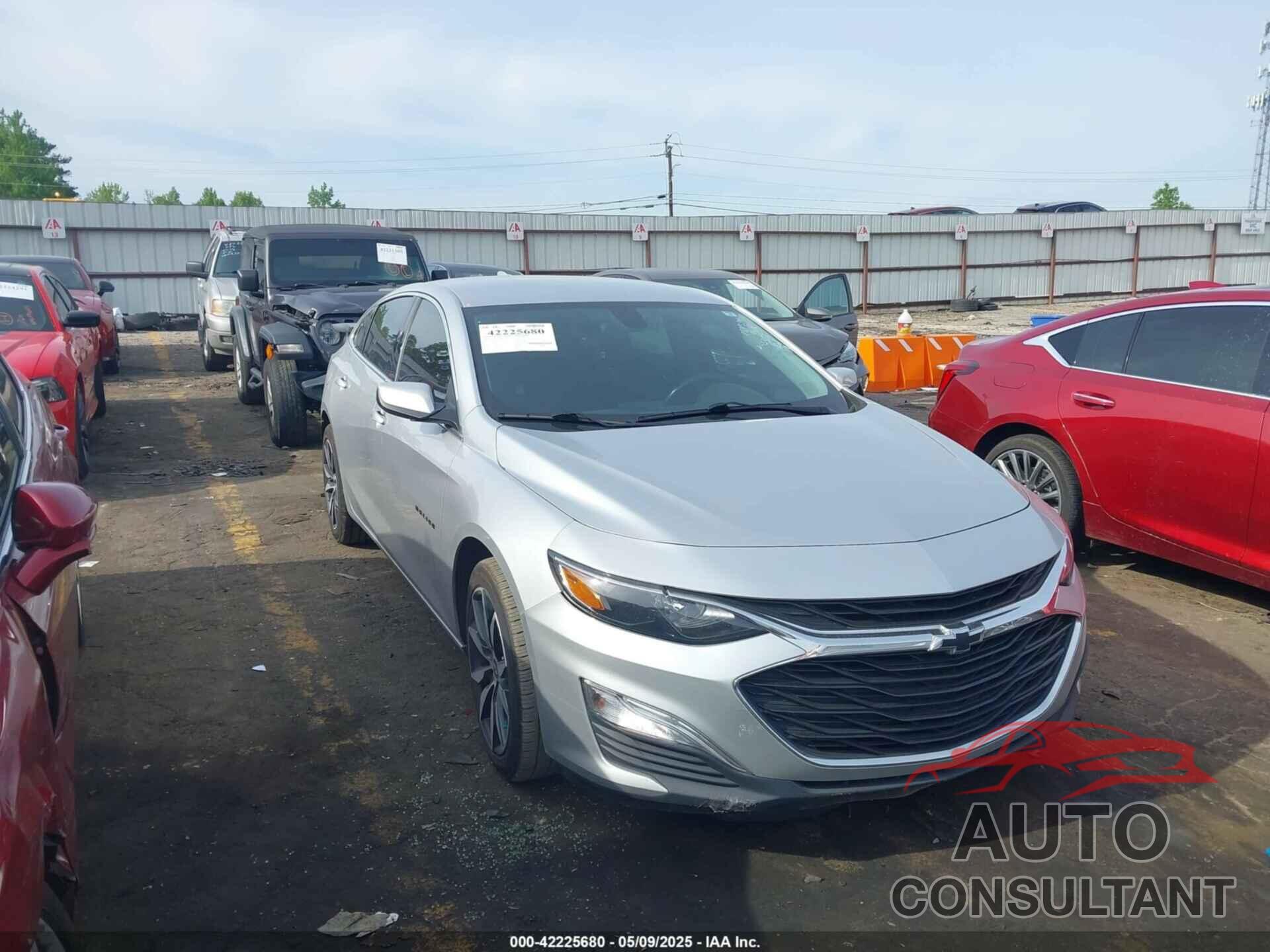CHEVROLET MALIBU 2020 - 1G1ZG5ST2LF146353