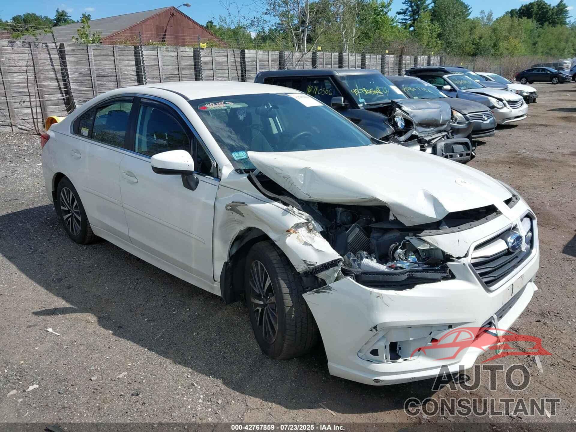 SUBARU LEGACY 2018 - 4S3BNAB65J3014879