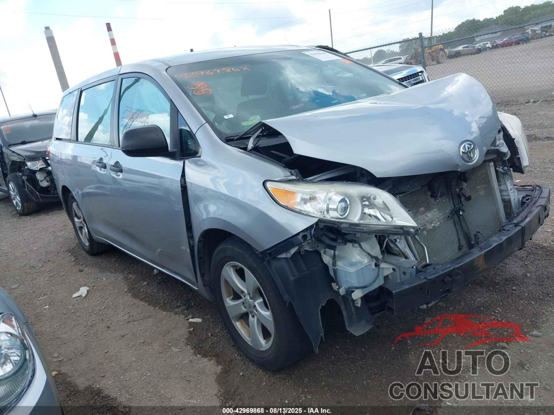 TOYOTA SIENNA 2016 - 5TDZK3DC6GS730865