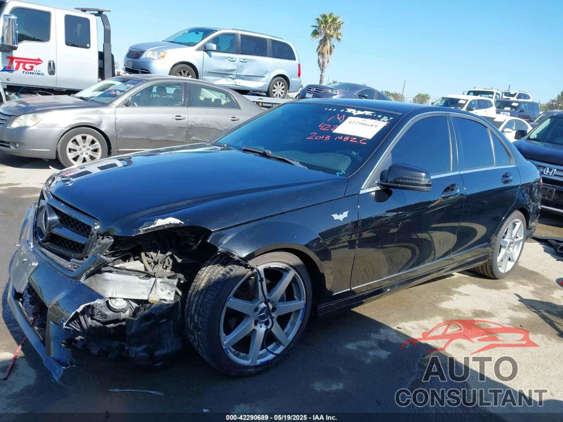 MERCEDES-BENZ C 250 2013 - WDDGF4HB1DR259968