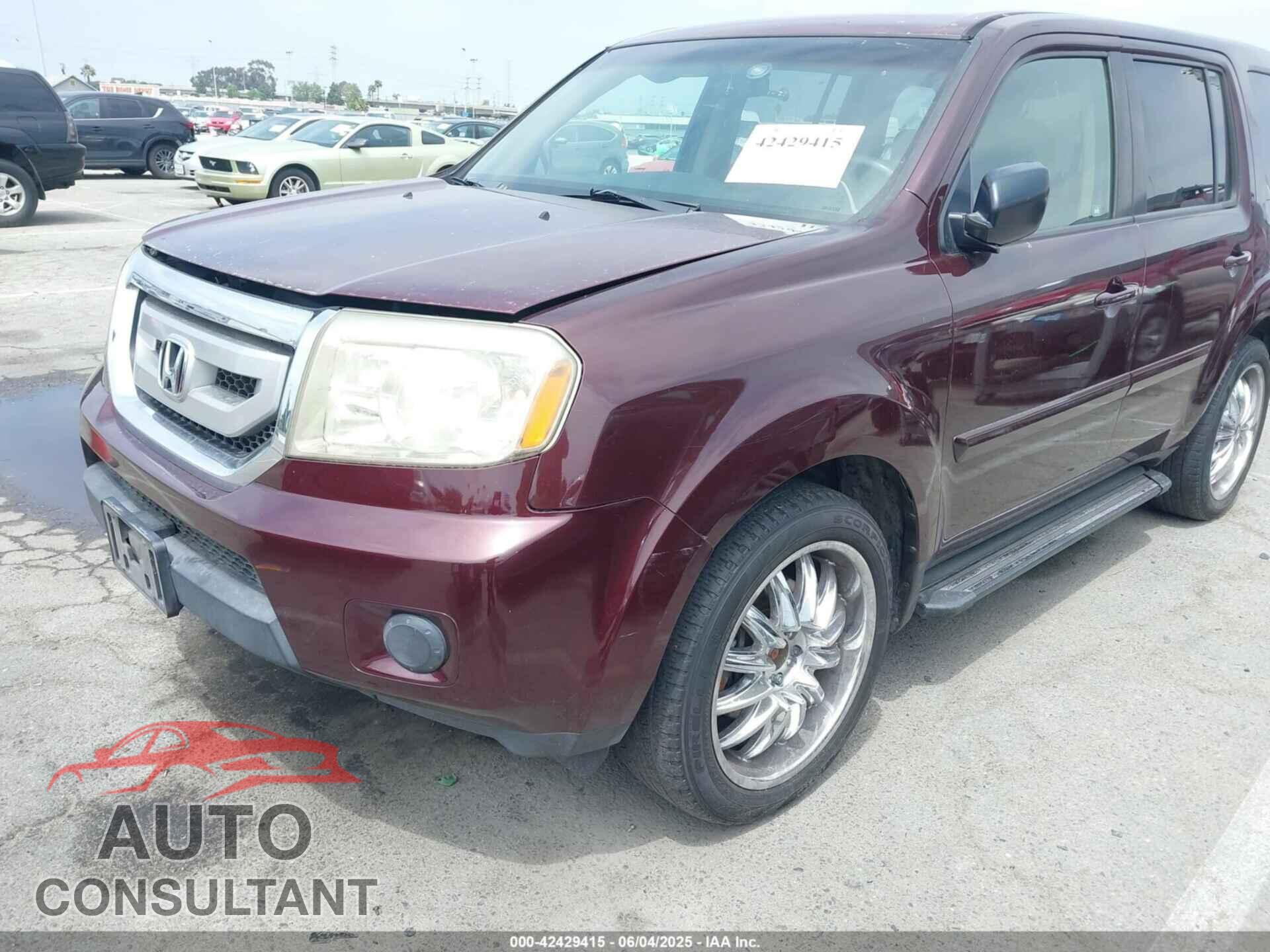 HONDA PILOT 2010 - 5FNYF3H24AB001096