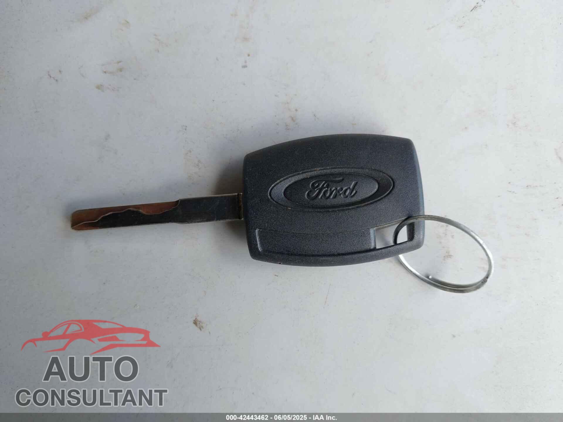 FORD FOCUS 2016 - 1FADP3E26GL366200