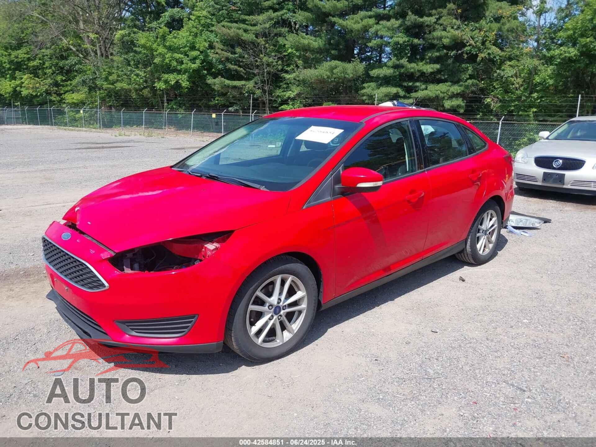 FORD FOCUS 2015 - 1FADP3F20FL318107
