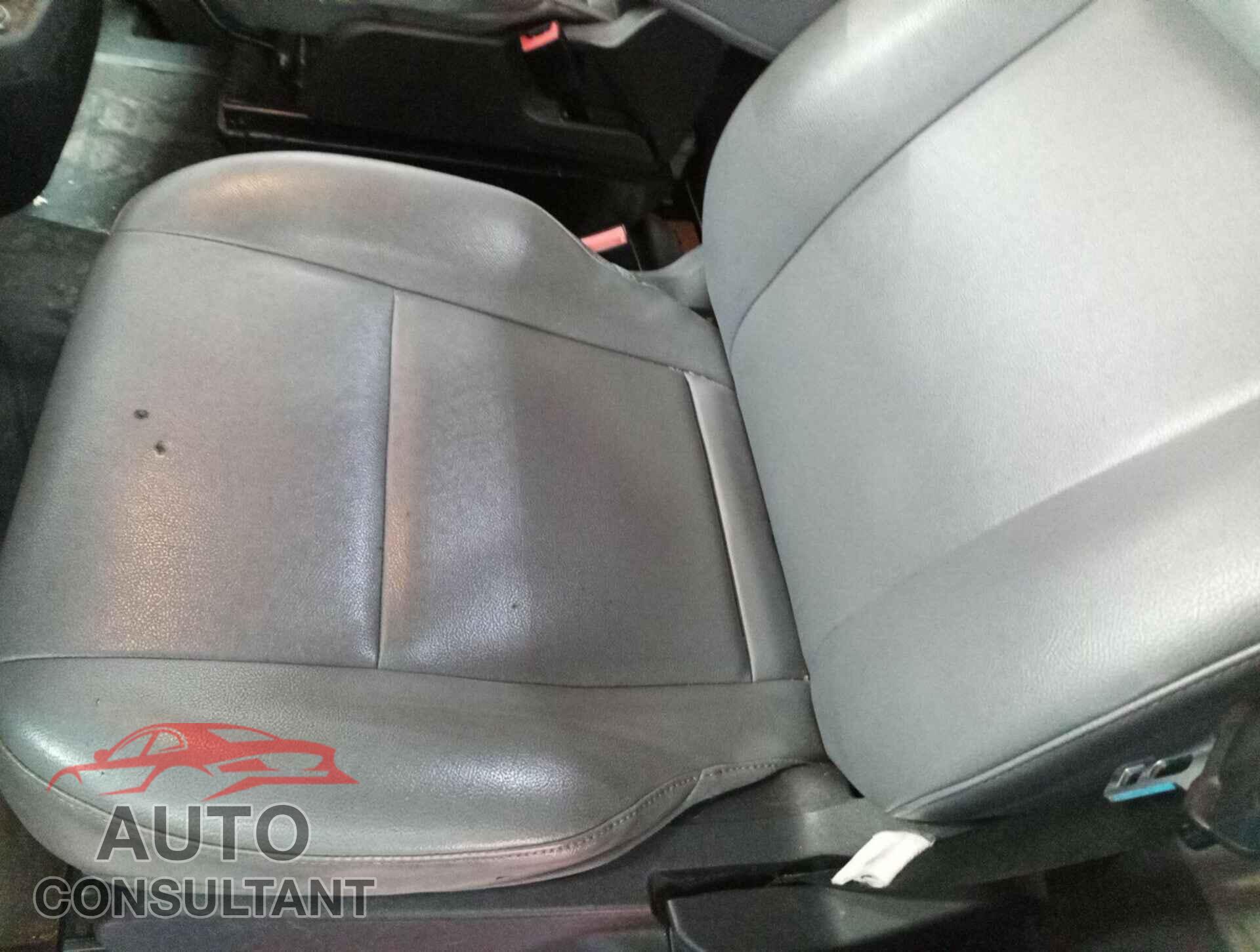 FORD TRANSIT 2019 - 1FTYR2CM8KKB26469