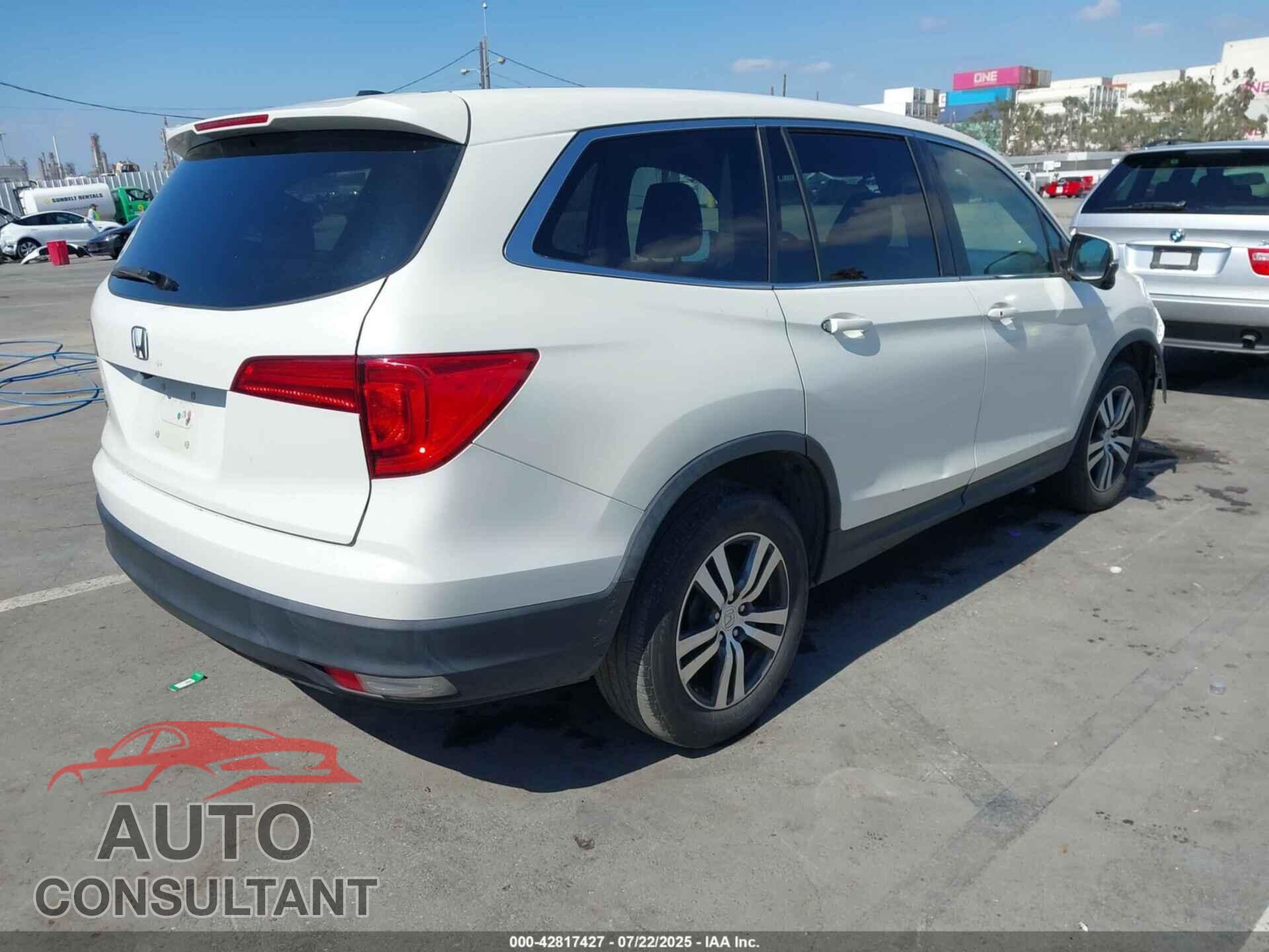 HONDA PILOT 2017 - 5FNYF5H36HB015936
