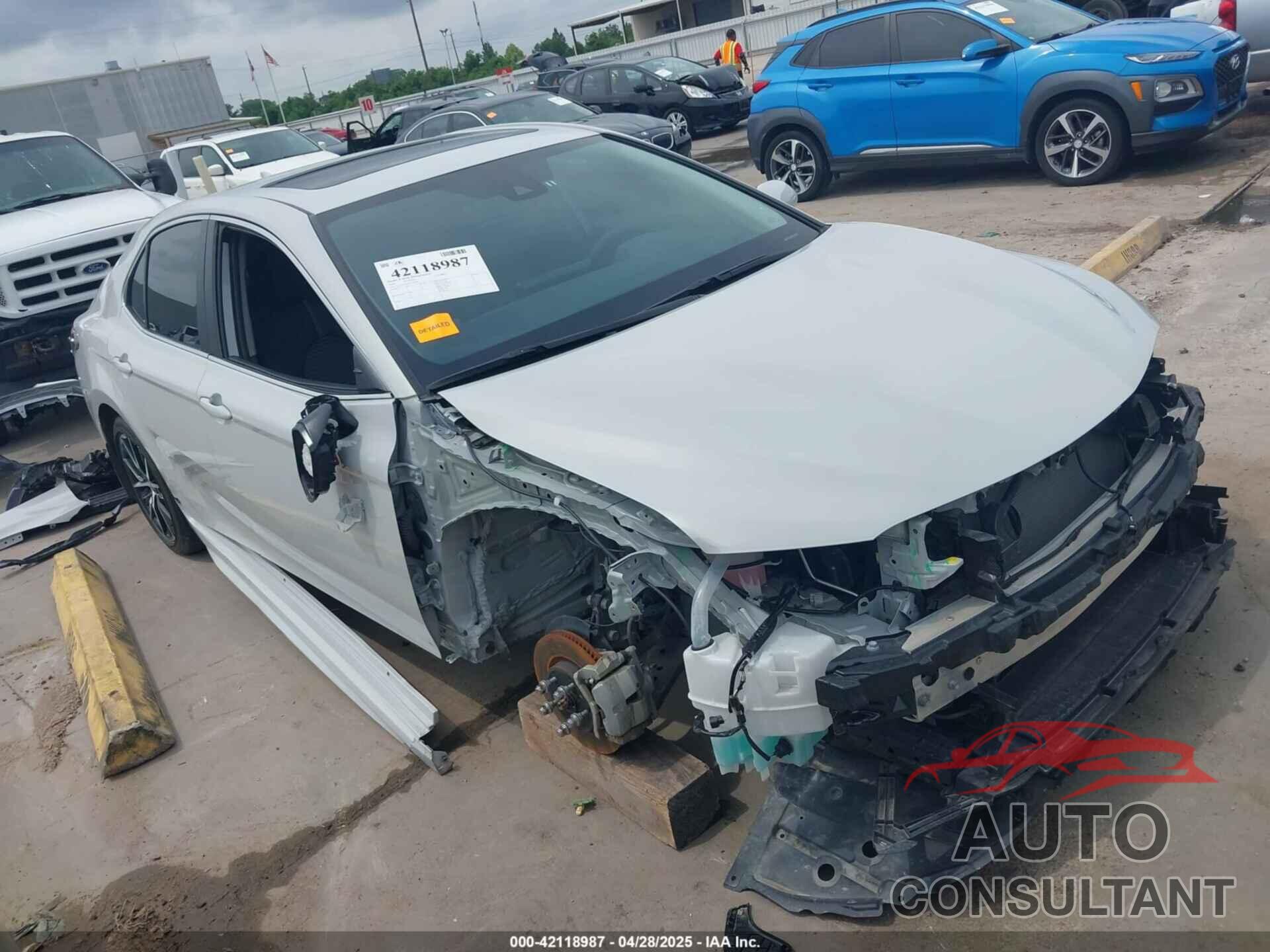 TOYOTA CAMRY 2024 - 4T1S11AK0RU193800