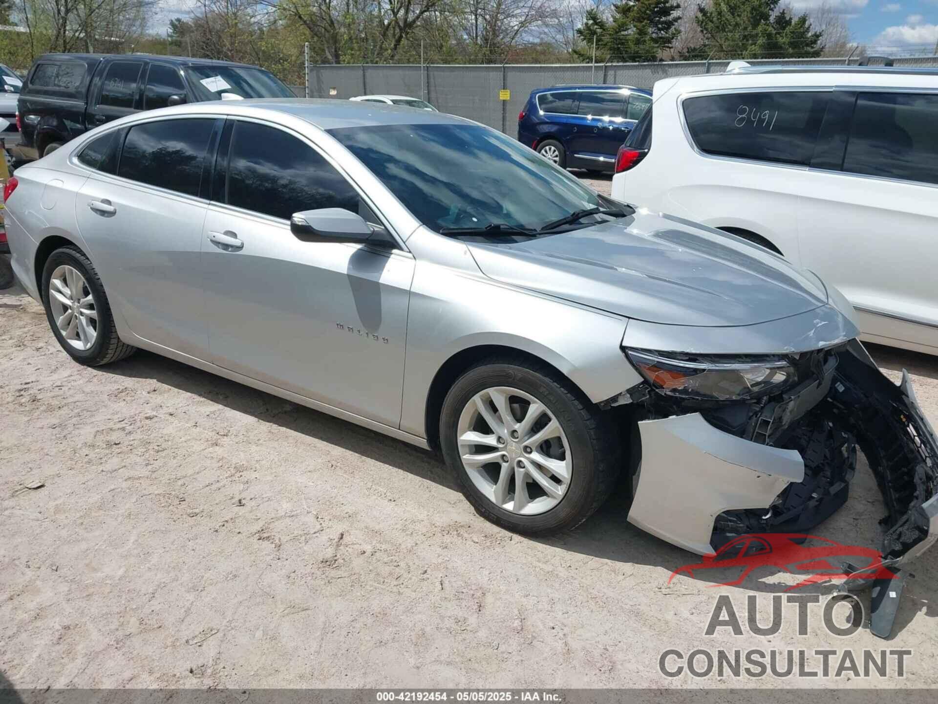 CHEVROLET MALIBU 2017 - 1G1ZE5ST4HF226590