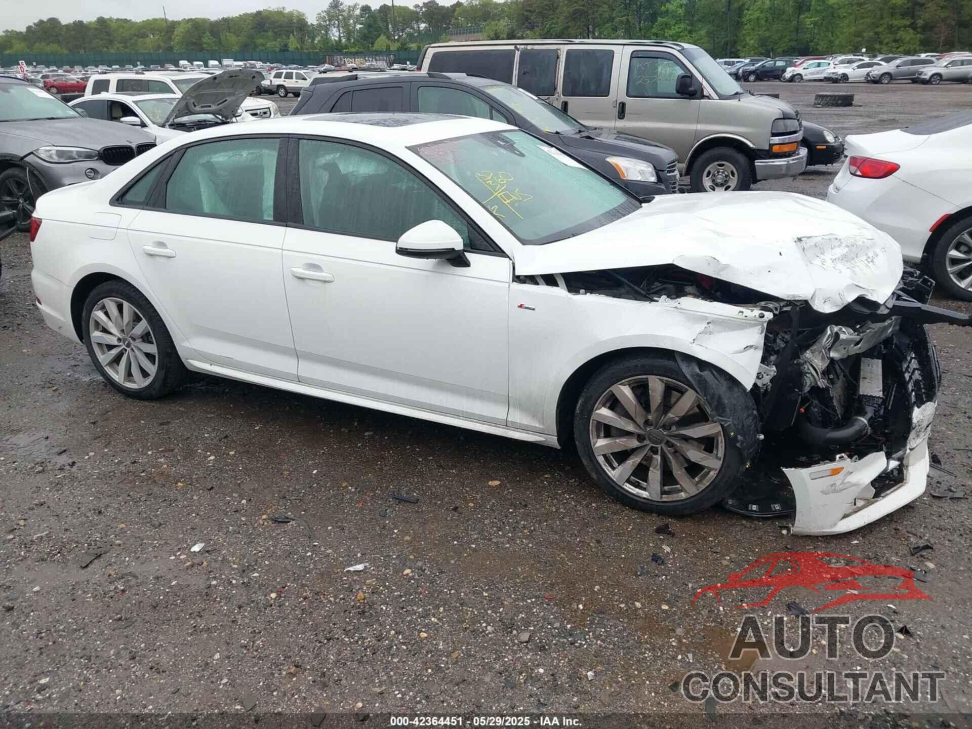 AUDI A4 2018 - WAUDNAF46JN005255