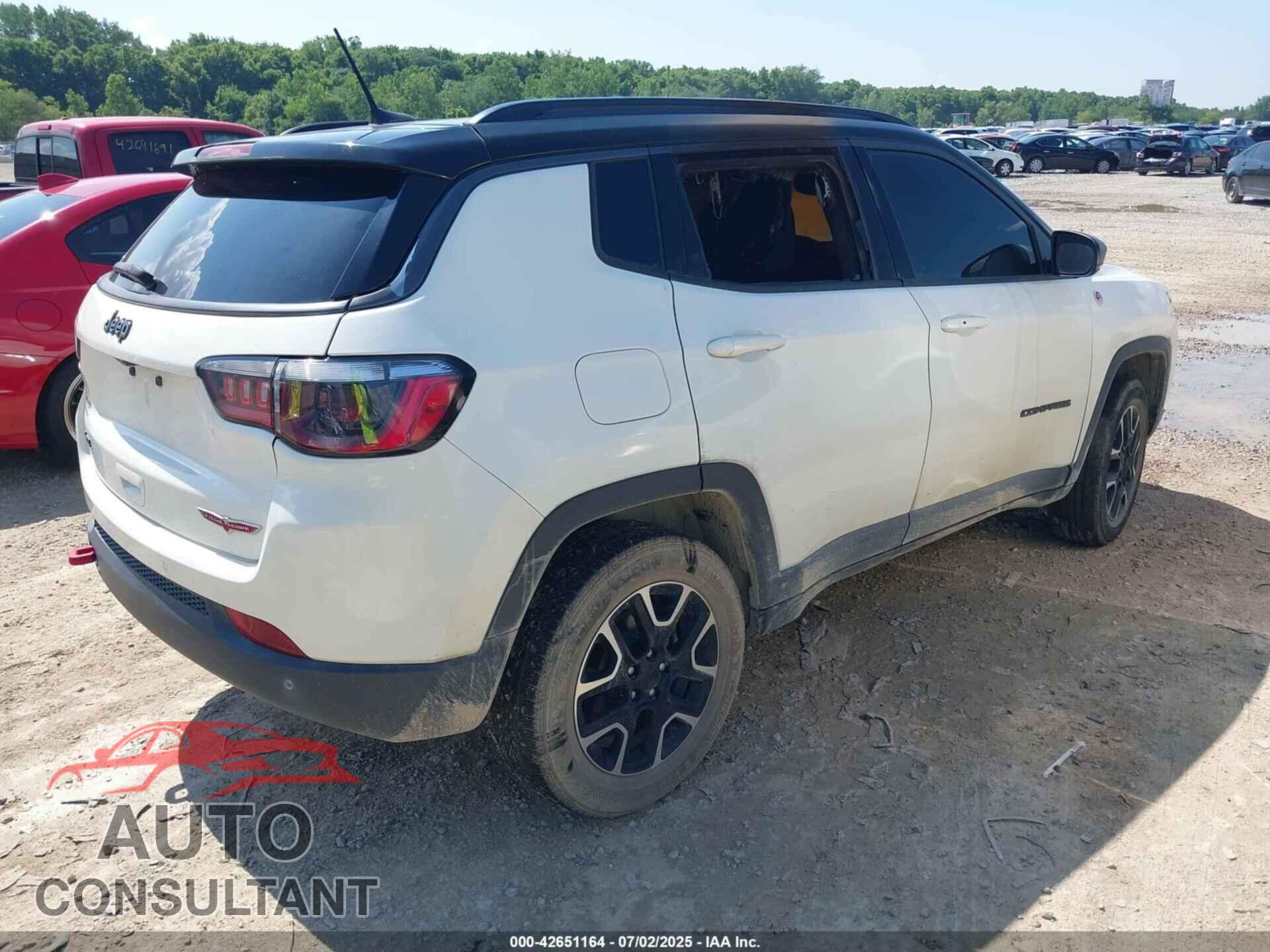 JEEP COMPASS 2021 - 3C4NJDDB2MT590314
