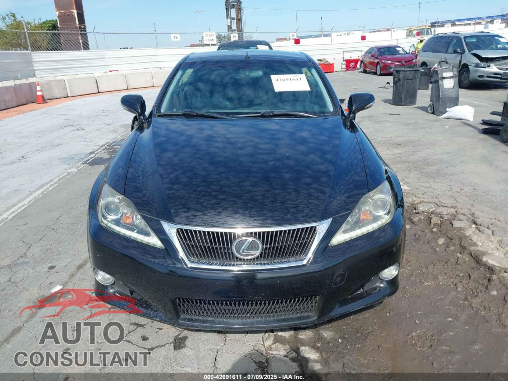 LEXUS IS 250C 2012 - JTHFF2C27C2523752