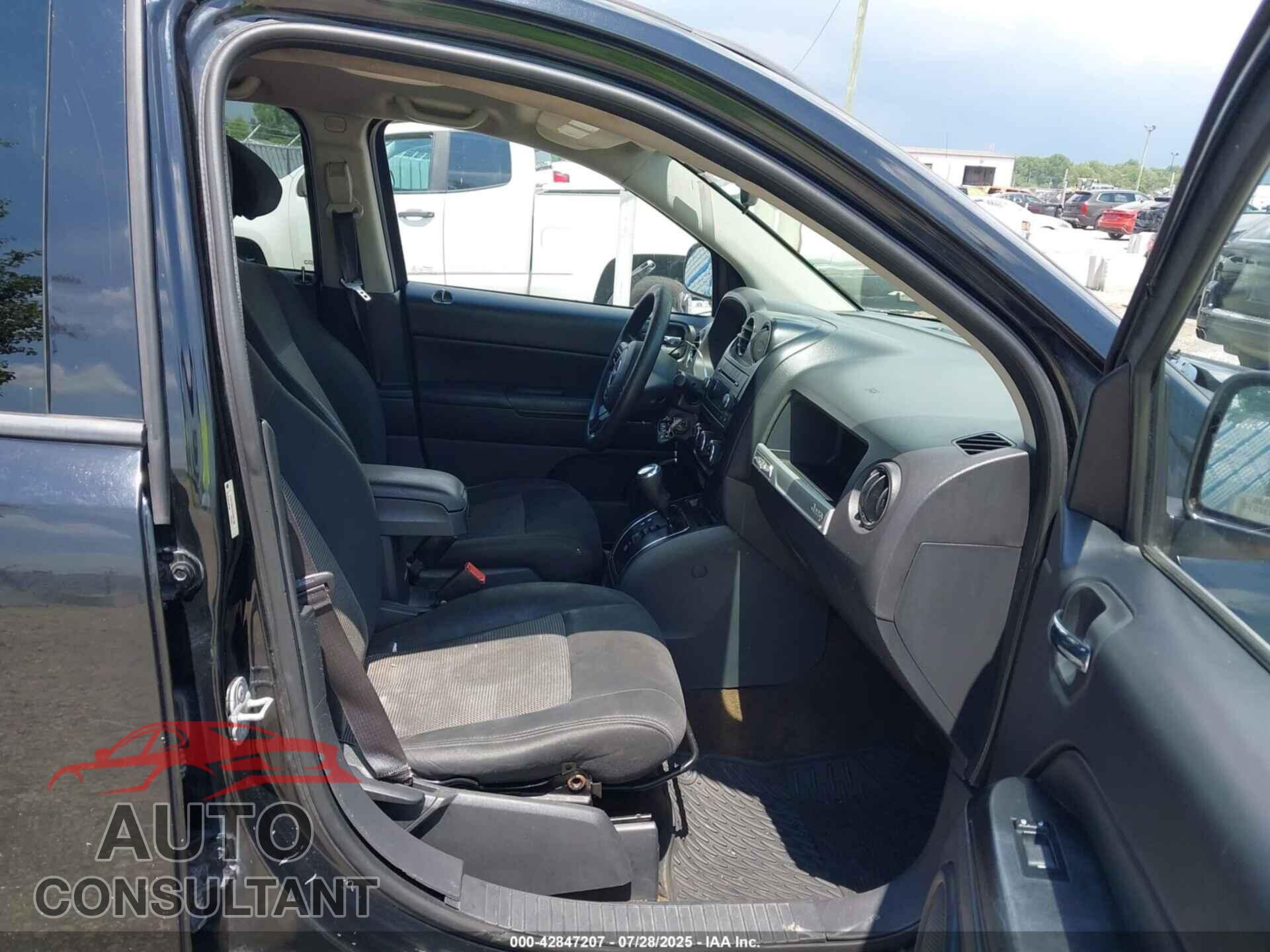 JEEP COMPASS 2014 - 1C4NJCBA2ED882198