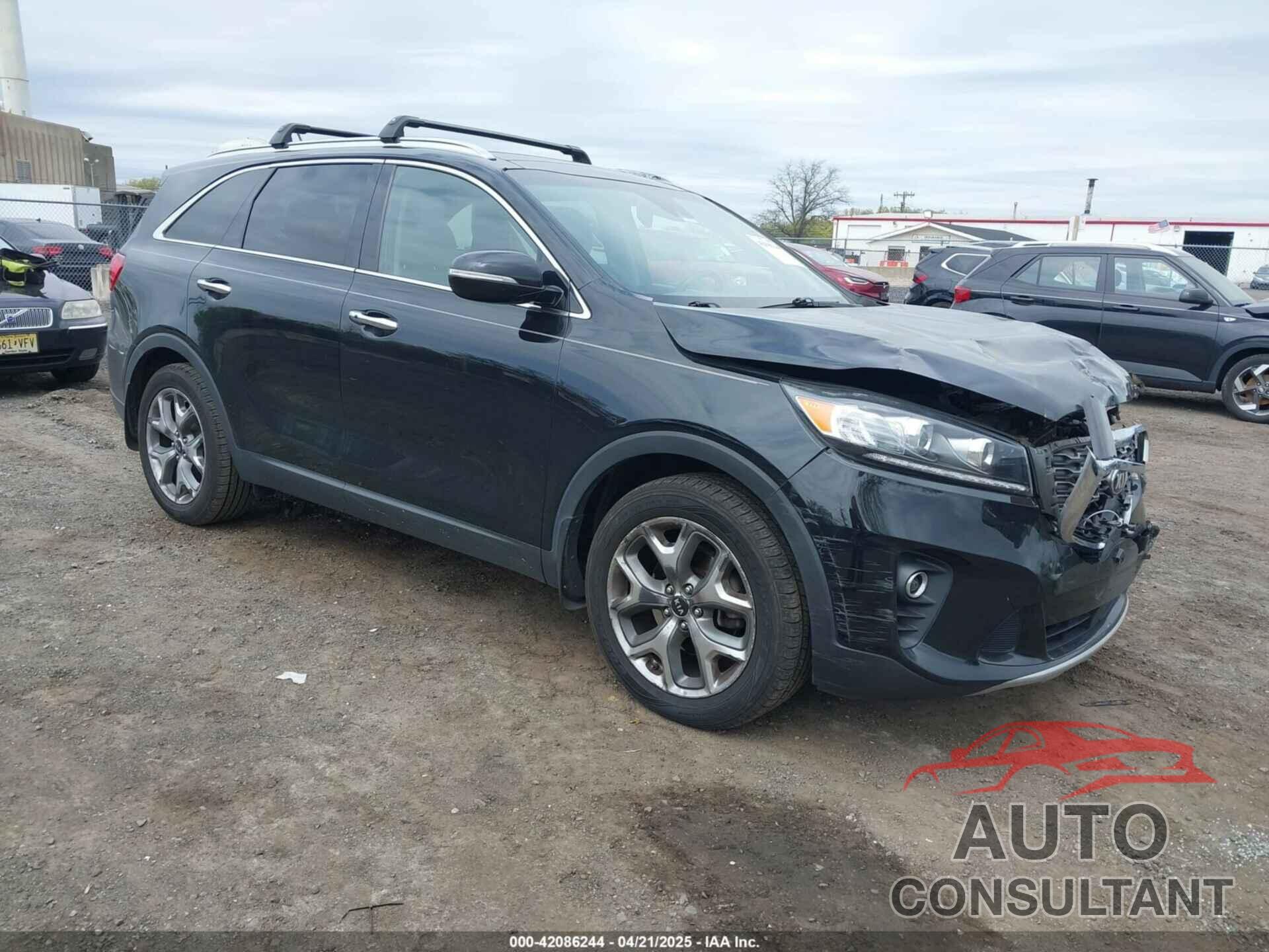 KIA SORENTO 2019 - 5XYPH4A52KG608642