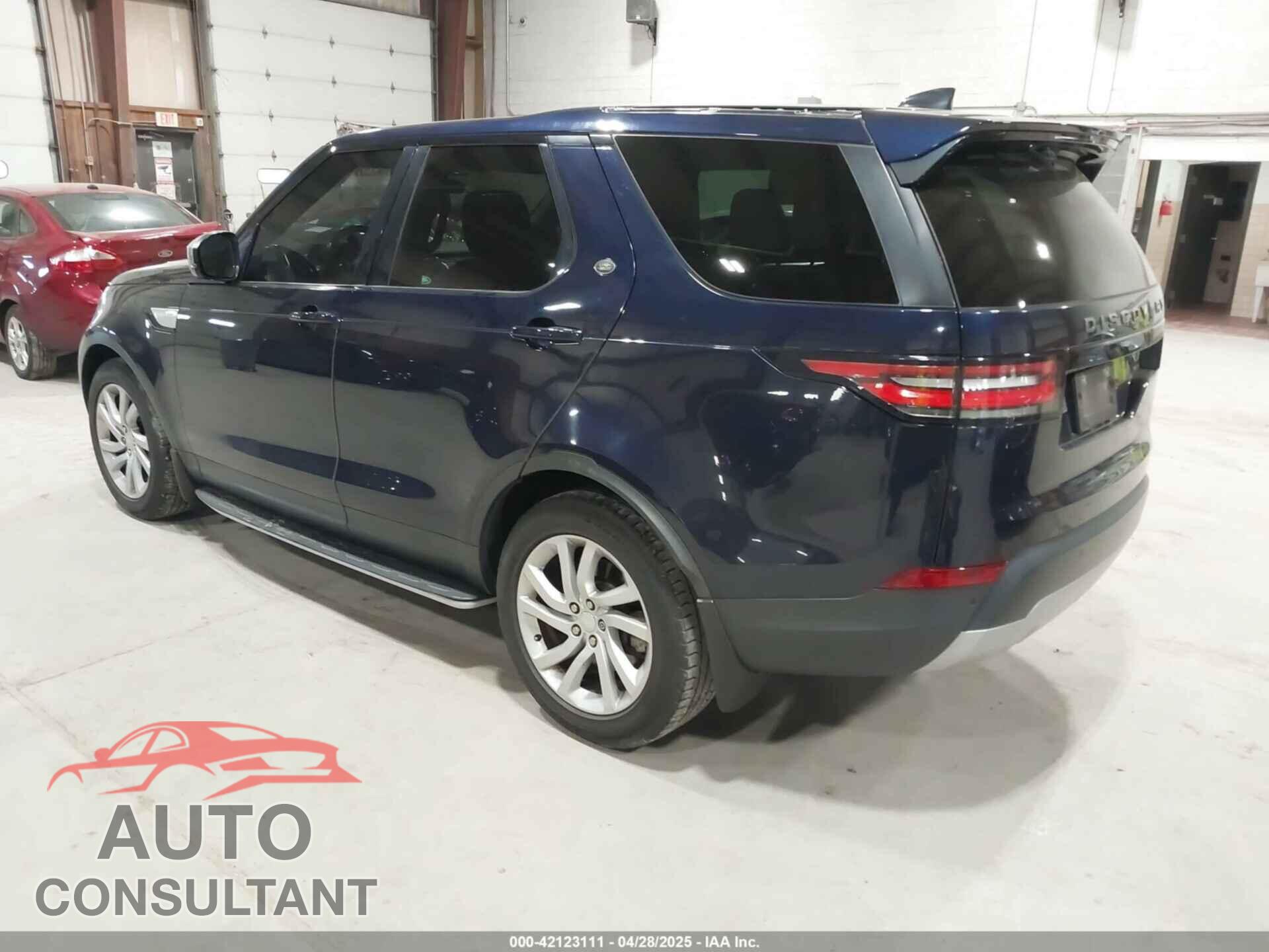 LAND ROVER DISCOVERY 2017 - SALRRBBV7HA046876